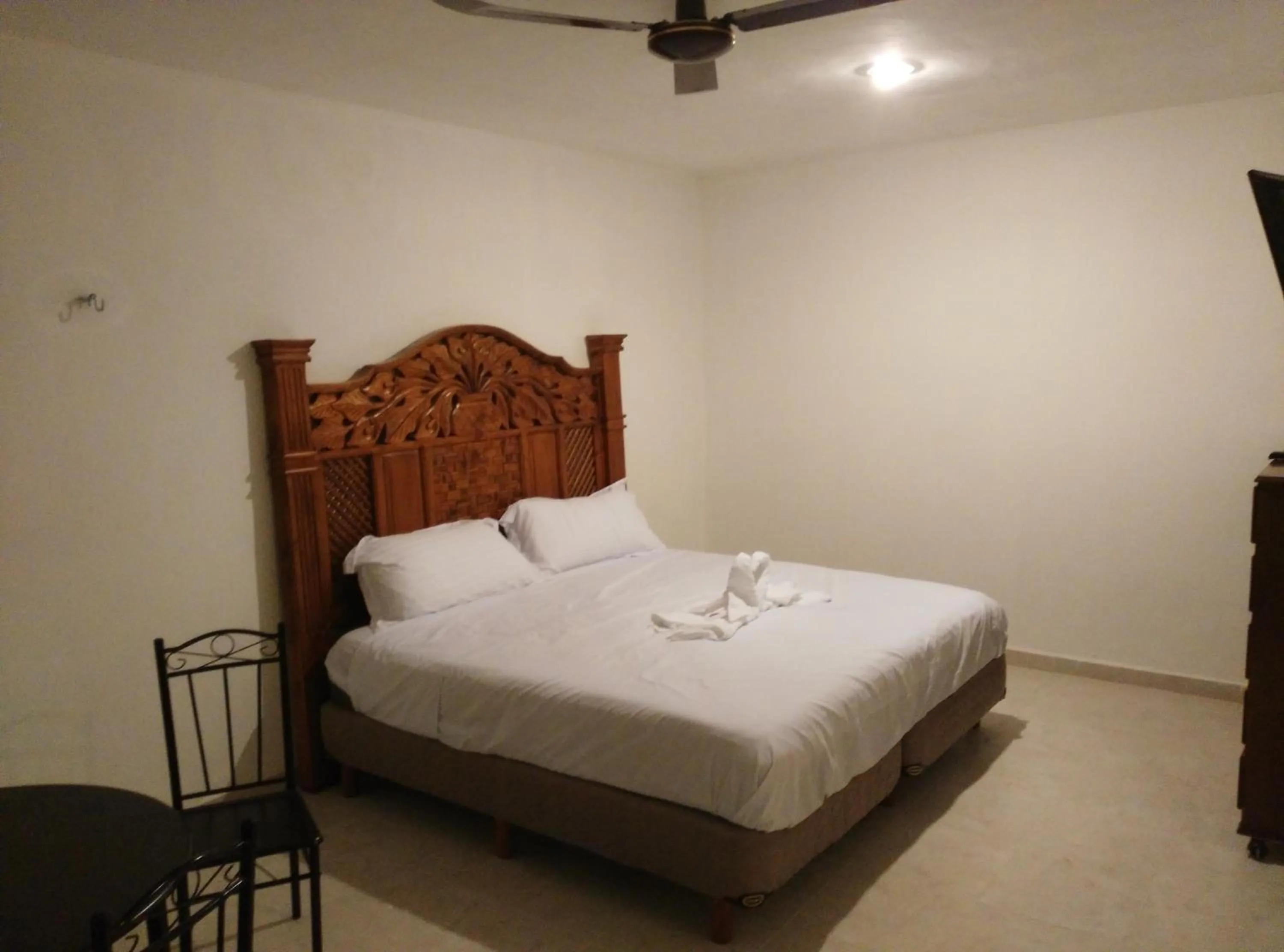 Bedroom, Bed in Hotel Hacienda Margot