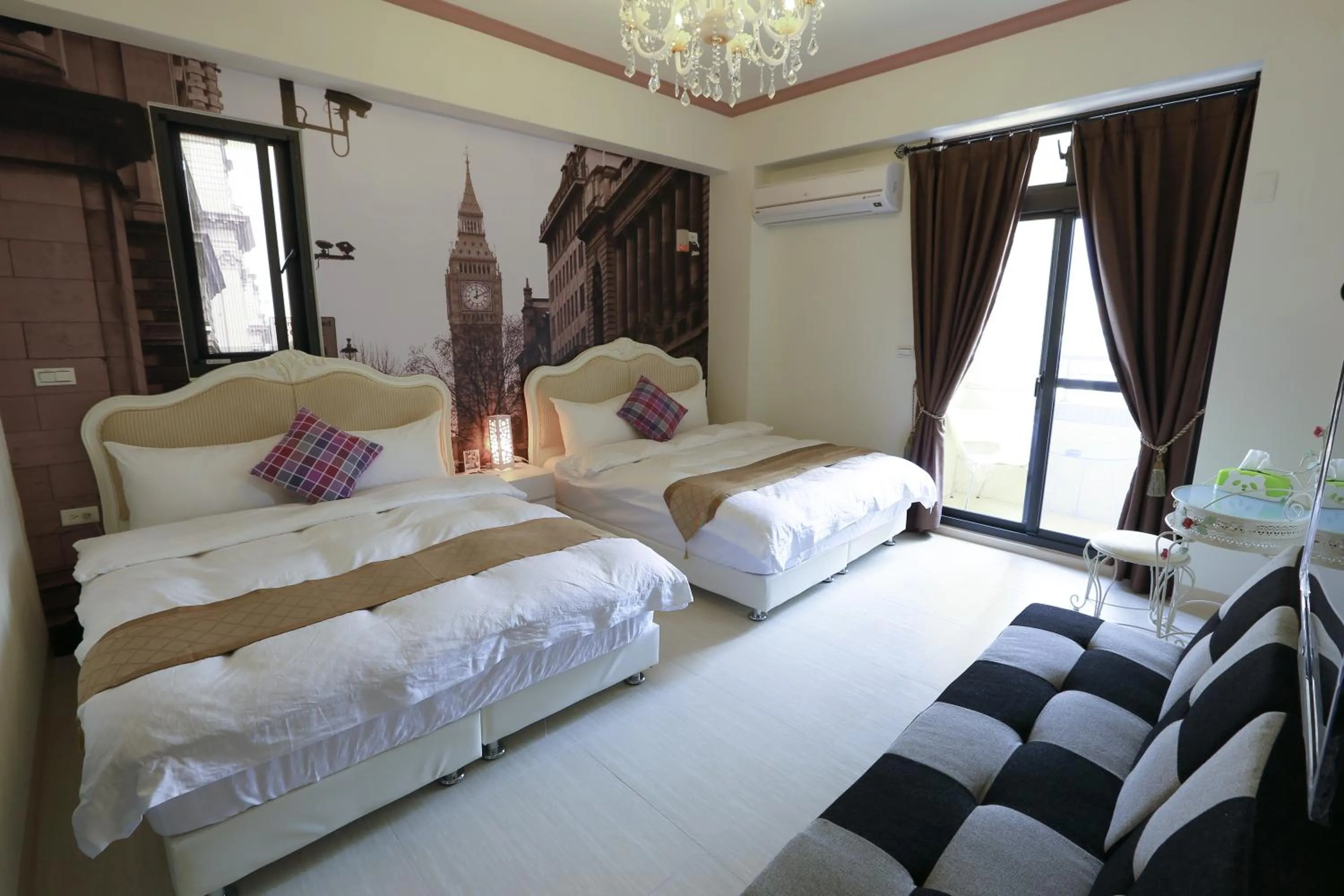 Bedroom, Bed in INg Hostel