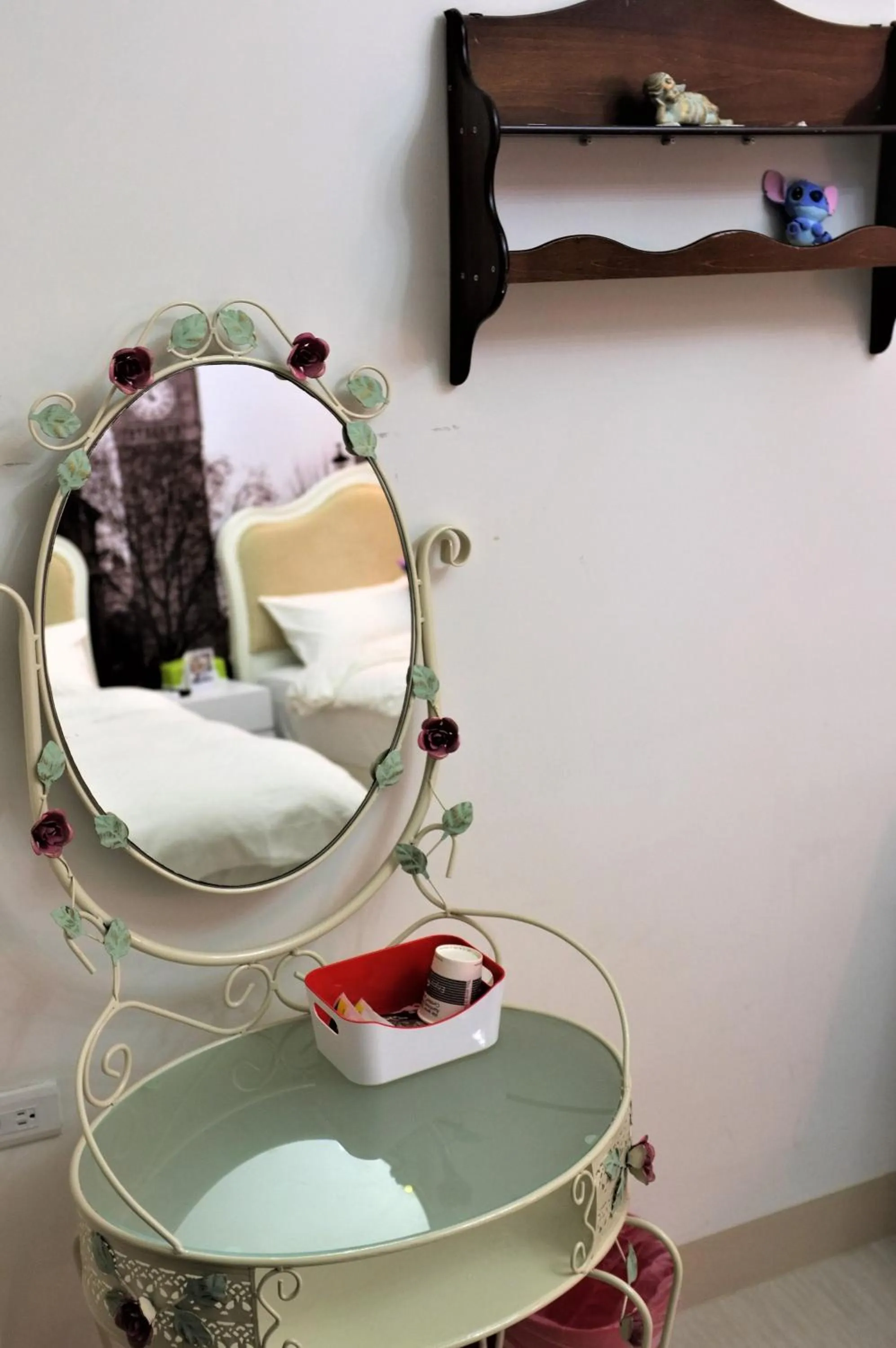 Decorative detail in INg Hostel