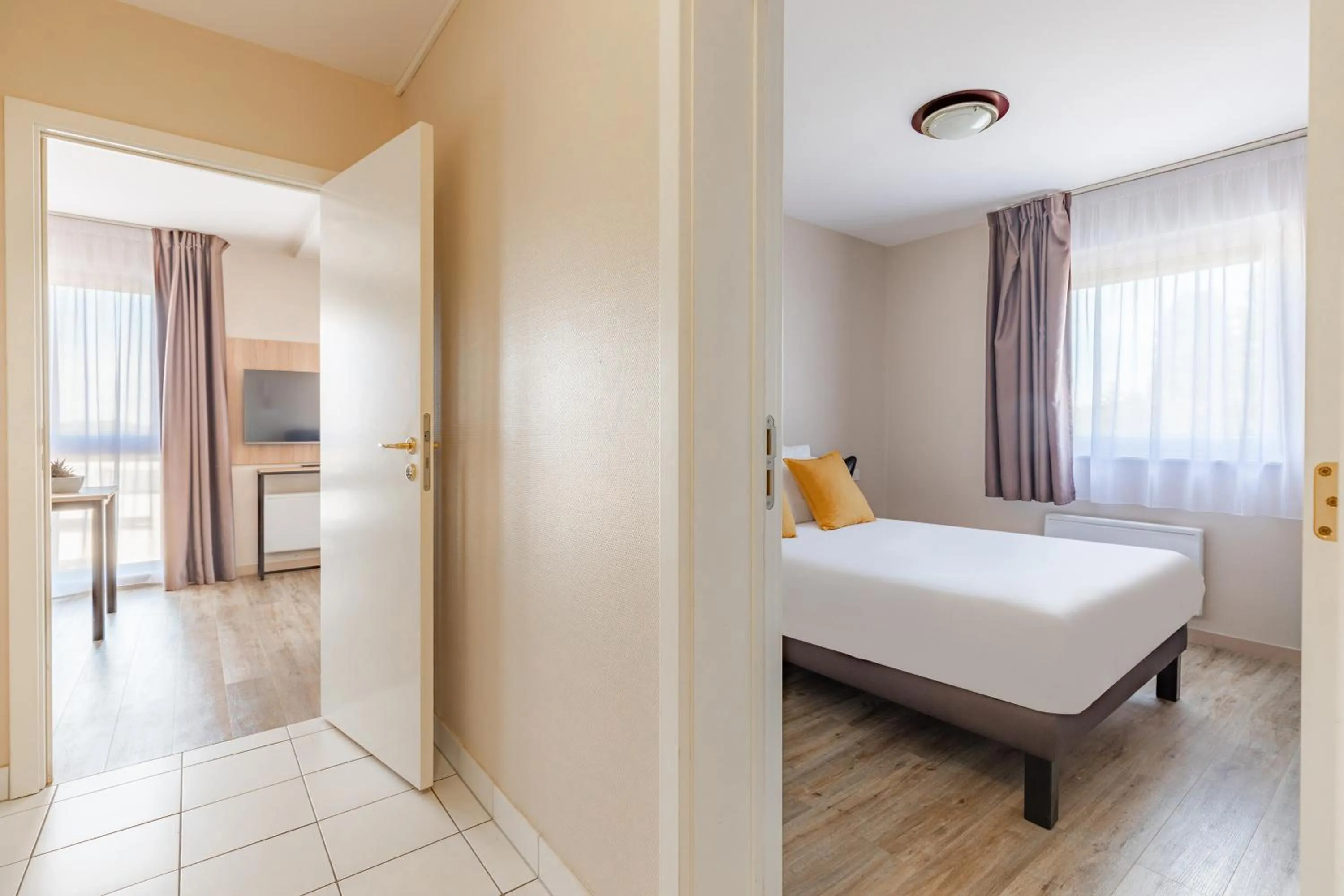 Bed in Appart'City Classic Arlon - Porte du Luxembourg