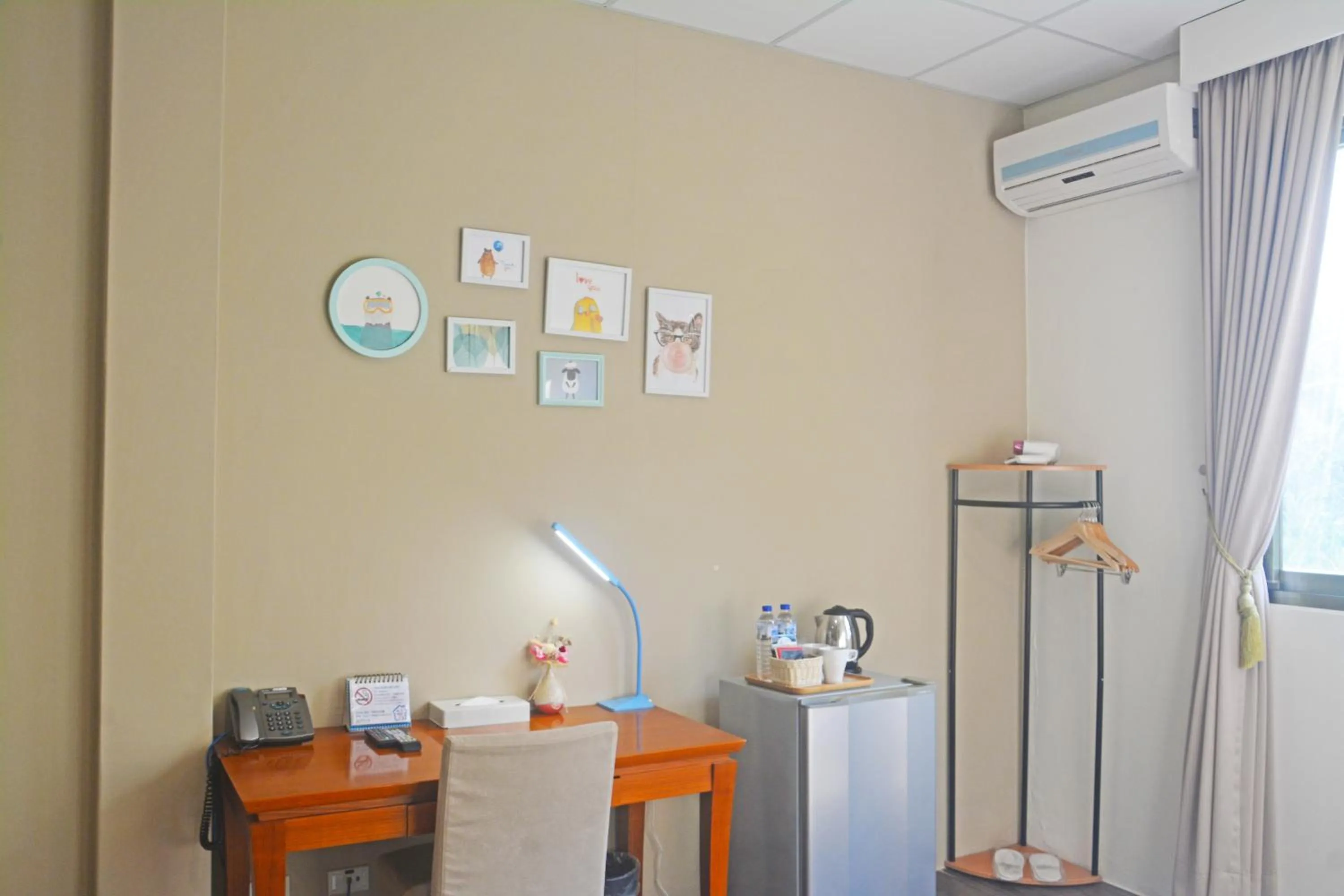 Seating area in NCNU Campus Inn暨大行旅