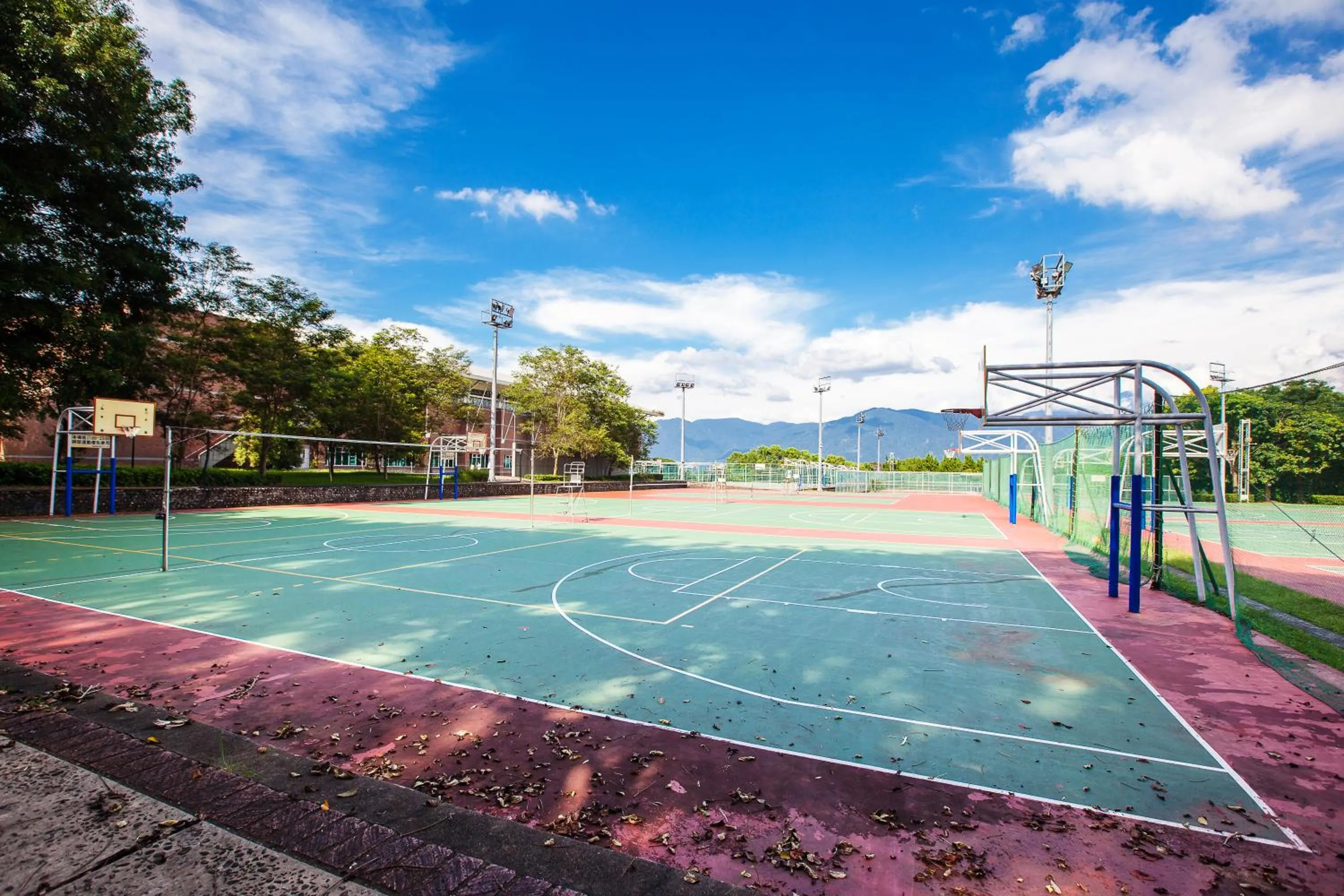 Off site in NCNU Campus Inn暨大行旅