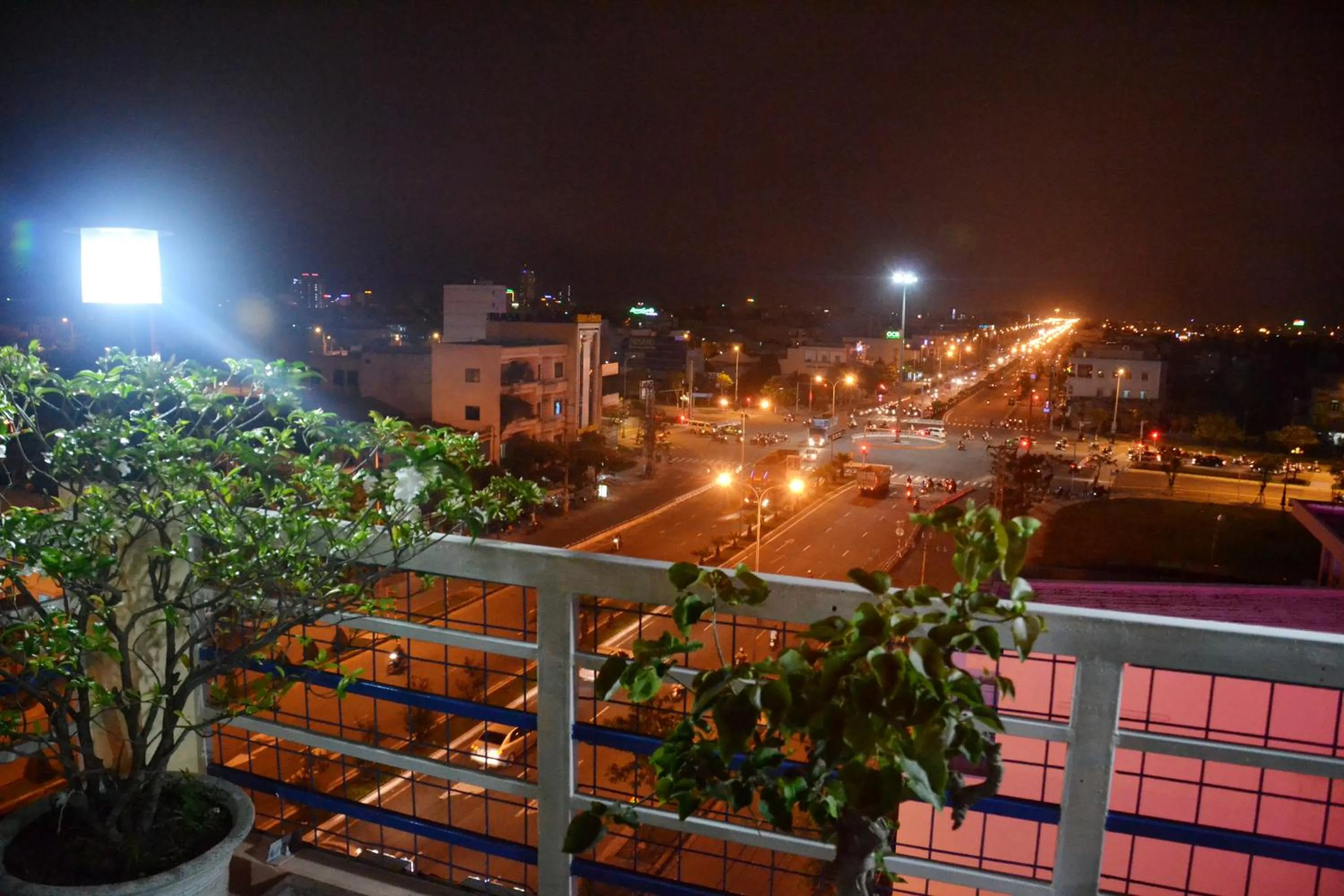 Night in Cong Thuong Hotel