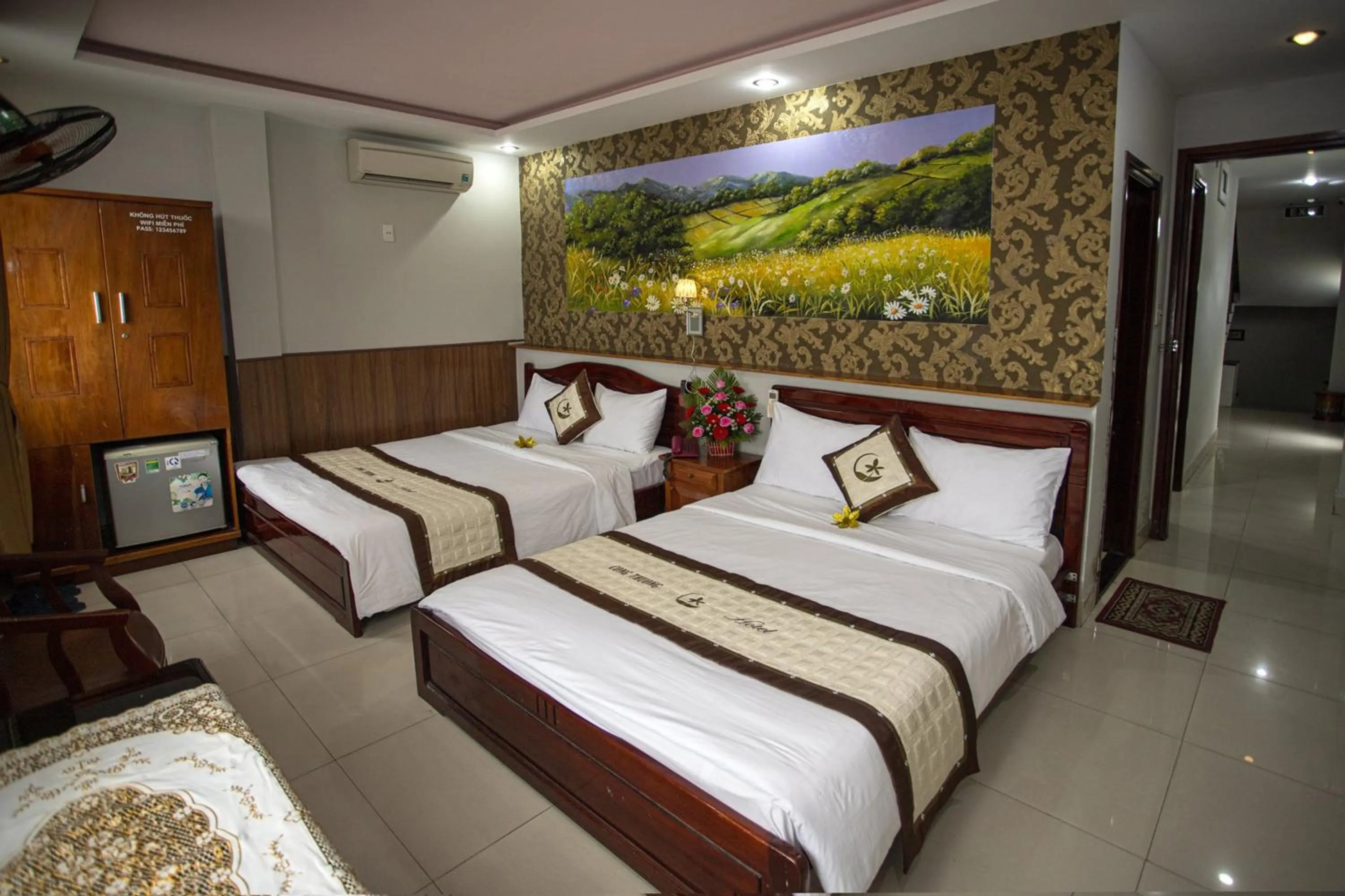 Bed in Cong Thuong Hotel