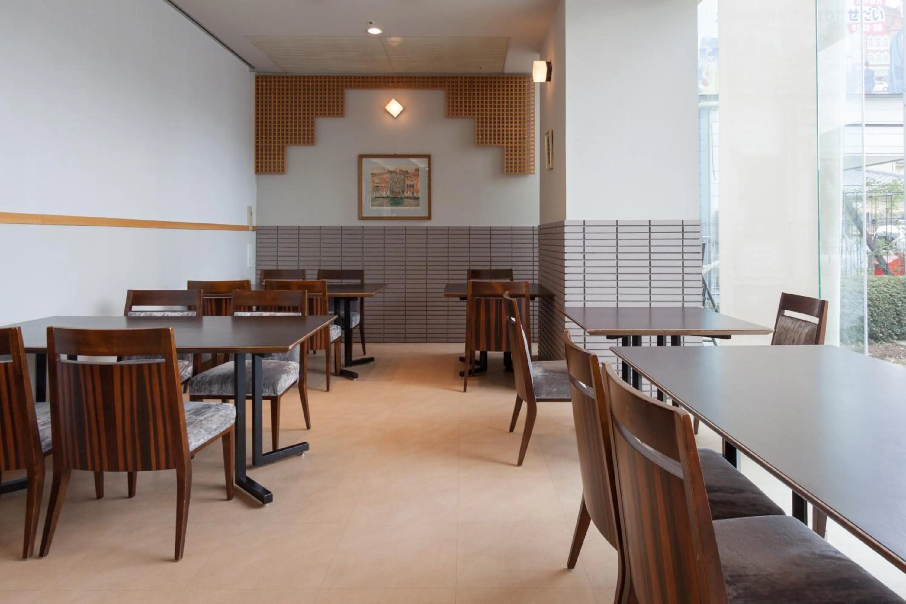 Restaurant/places to eat in Ueda Tokyu REI Hotel