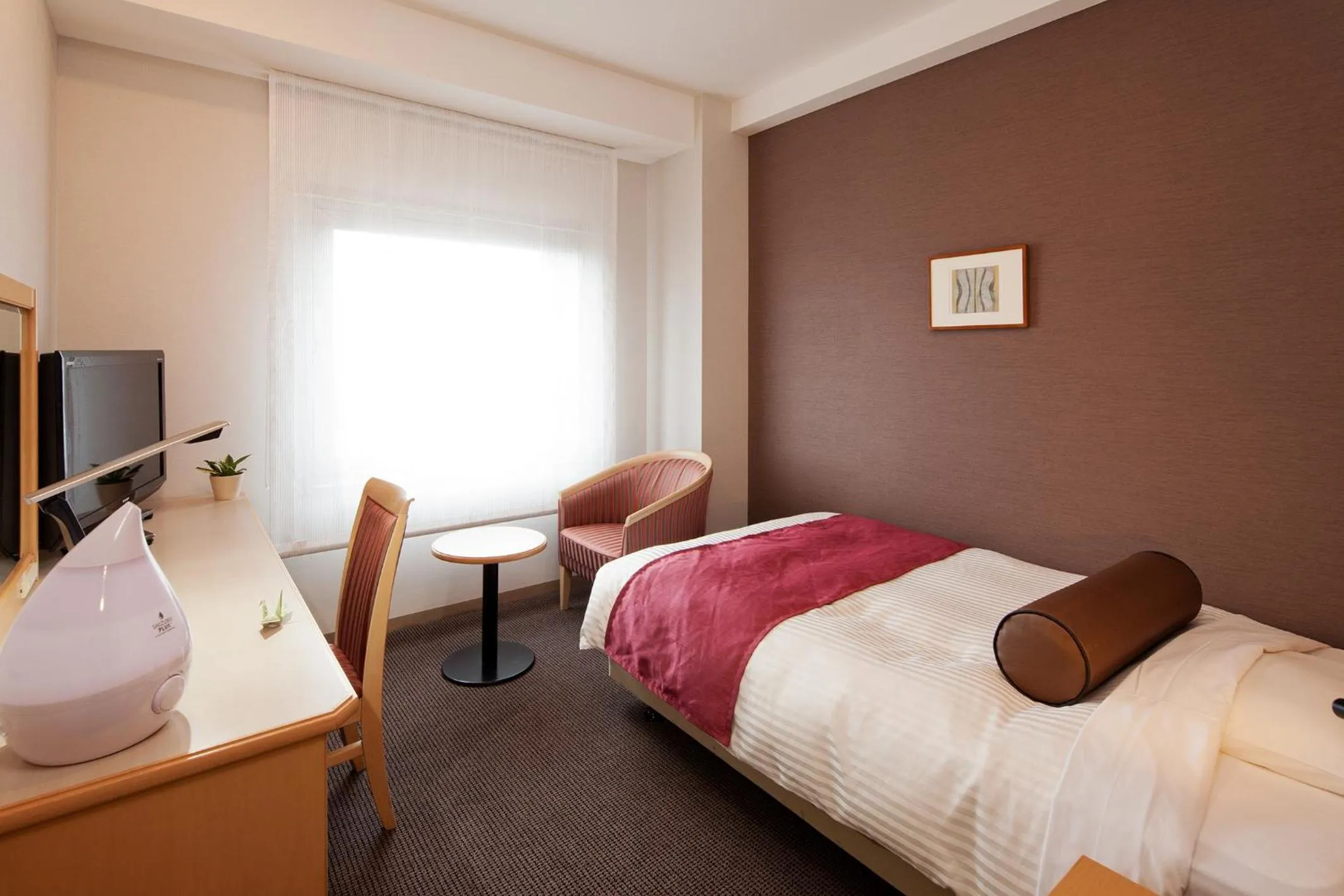 Photo of the whole room, Bed in Ueda Tokyu REI Hotel