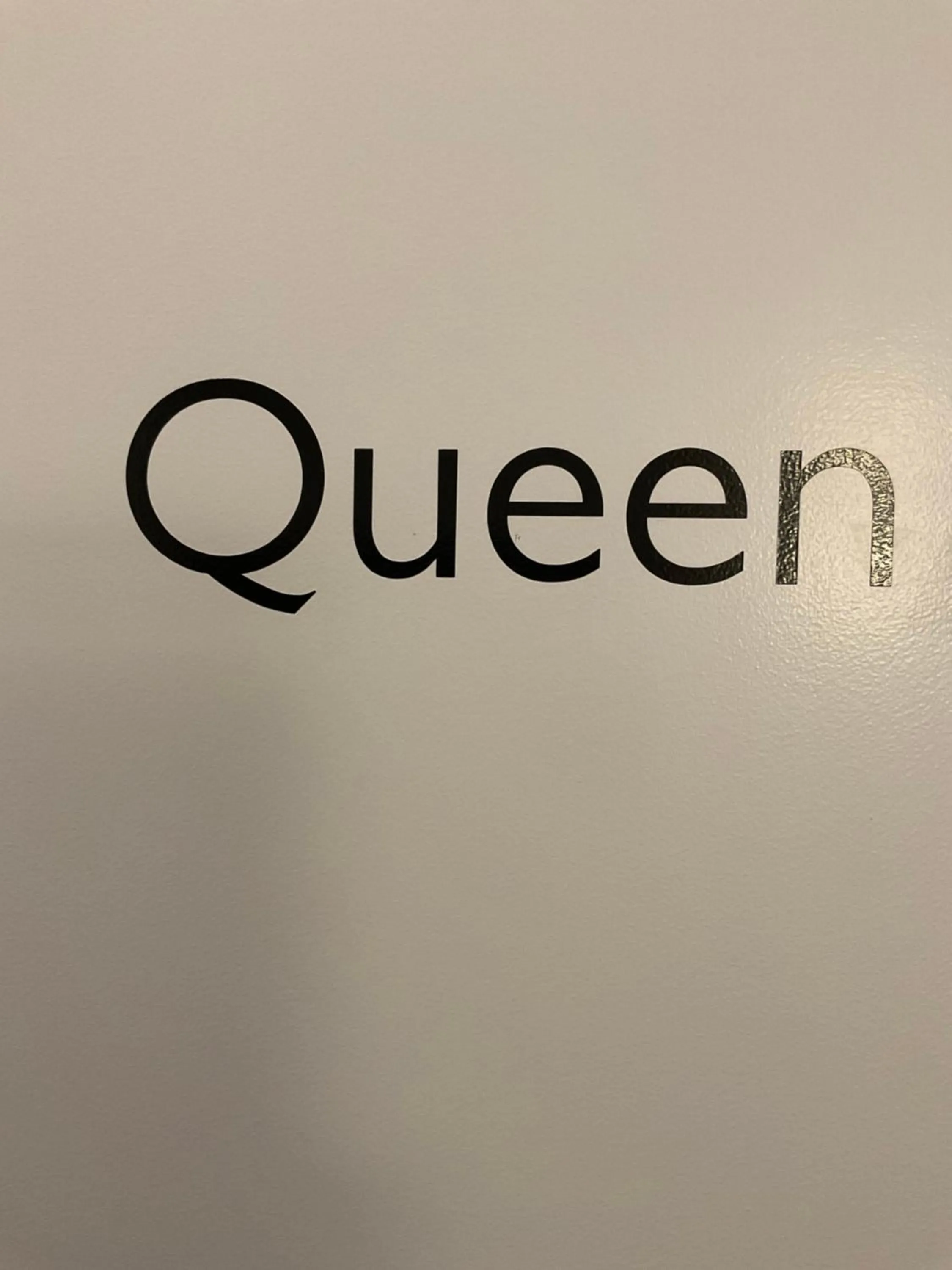 Logo/Certificate/Sign in Argyle Accommodation