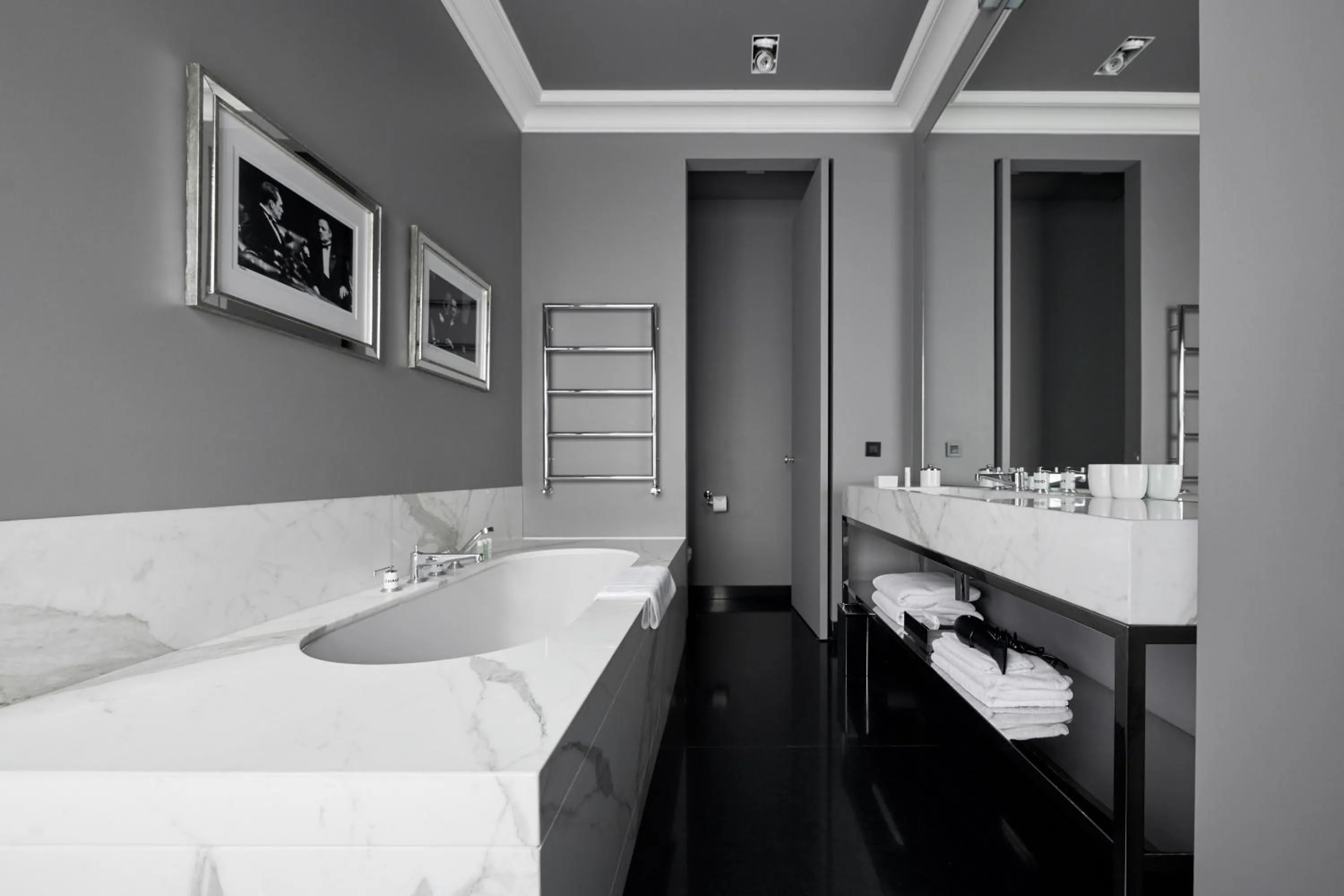 Bathroom in Hotel Odette en Ville