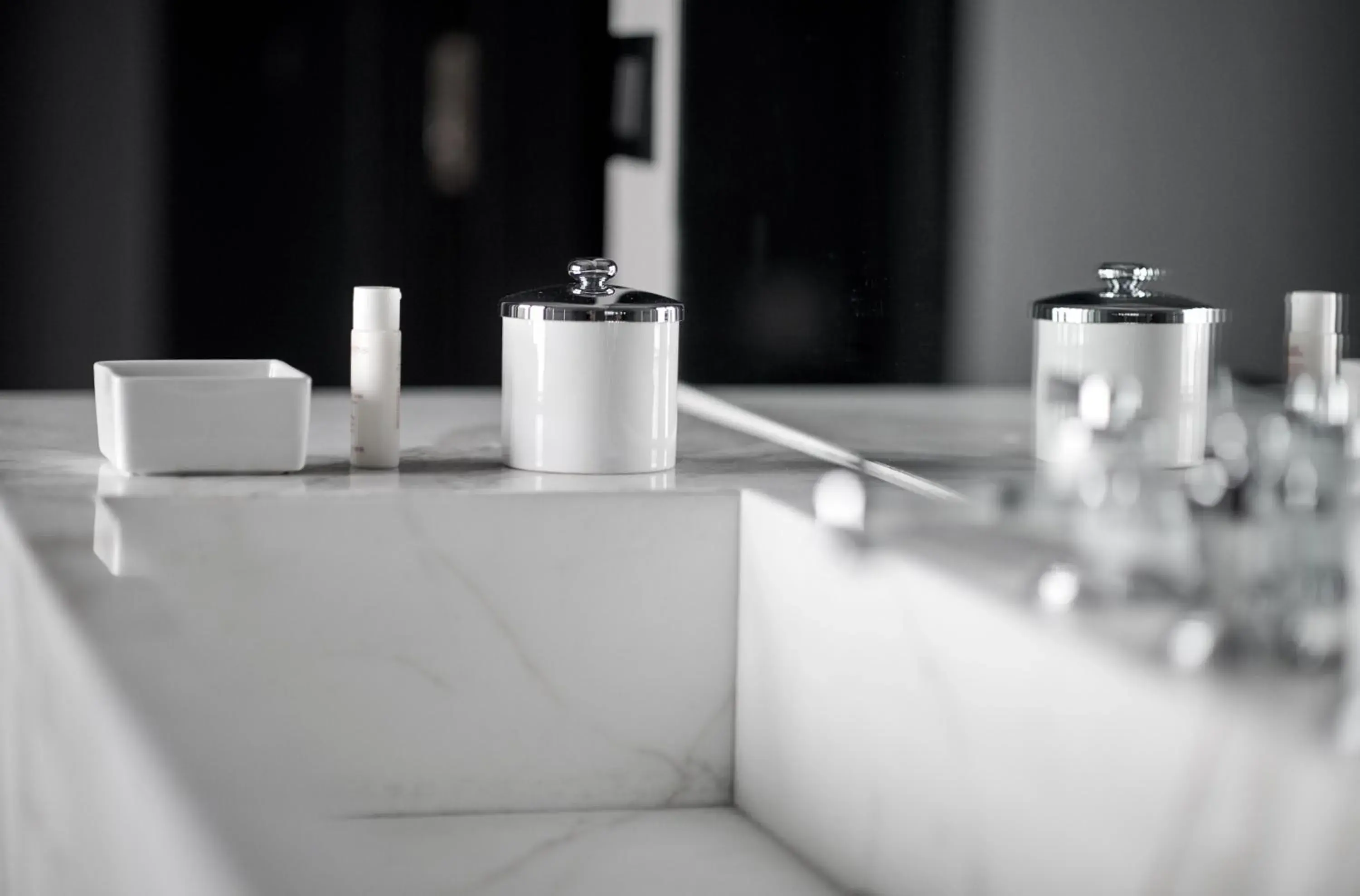 Small Double Room in Hotel Odette en Ville Small Double Room in Hotel Odette en Ville