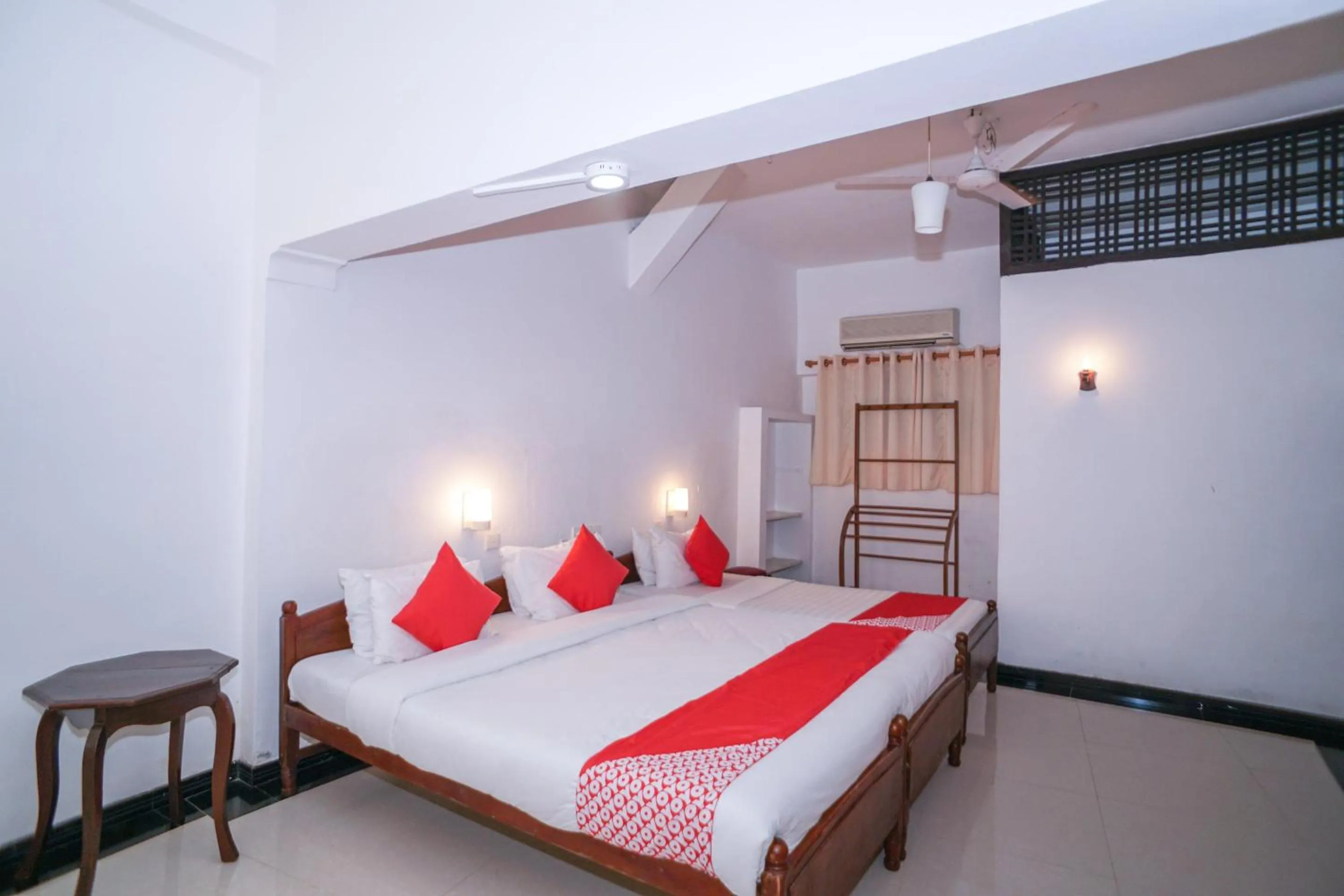 Bedroom, Bed in Sea view Beach Resort