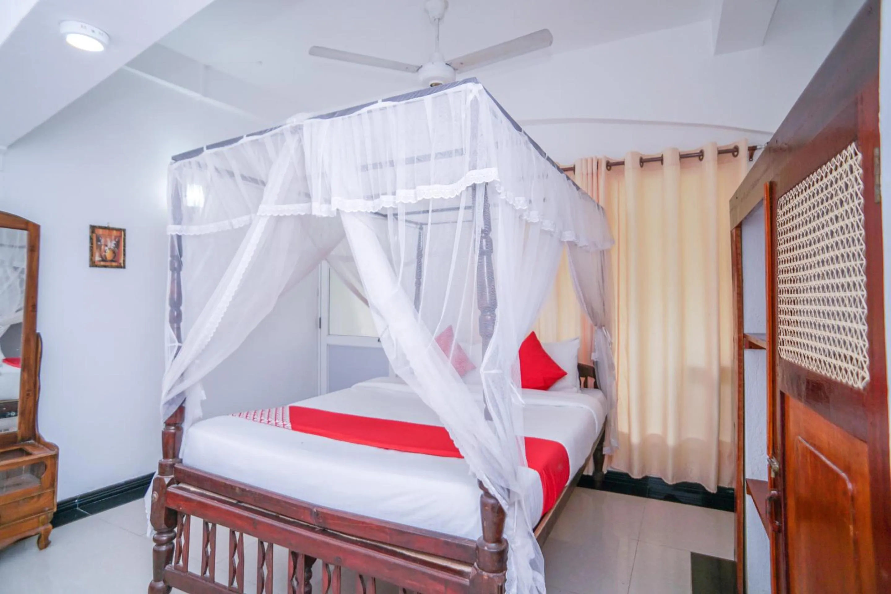 Bedroom, Bed in Sea view Beach Resort