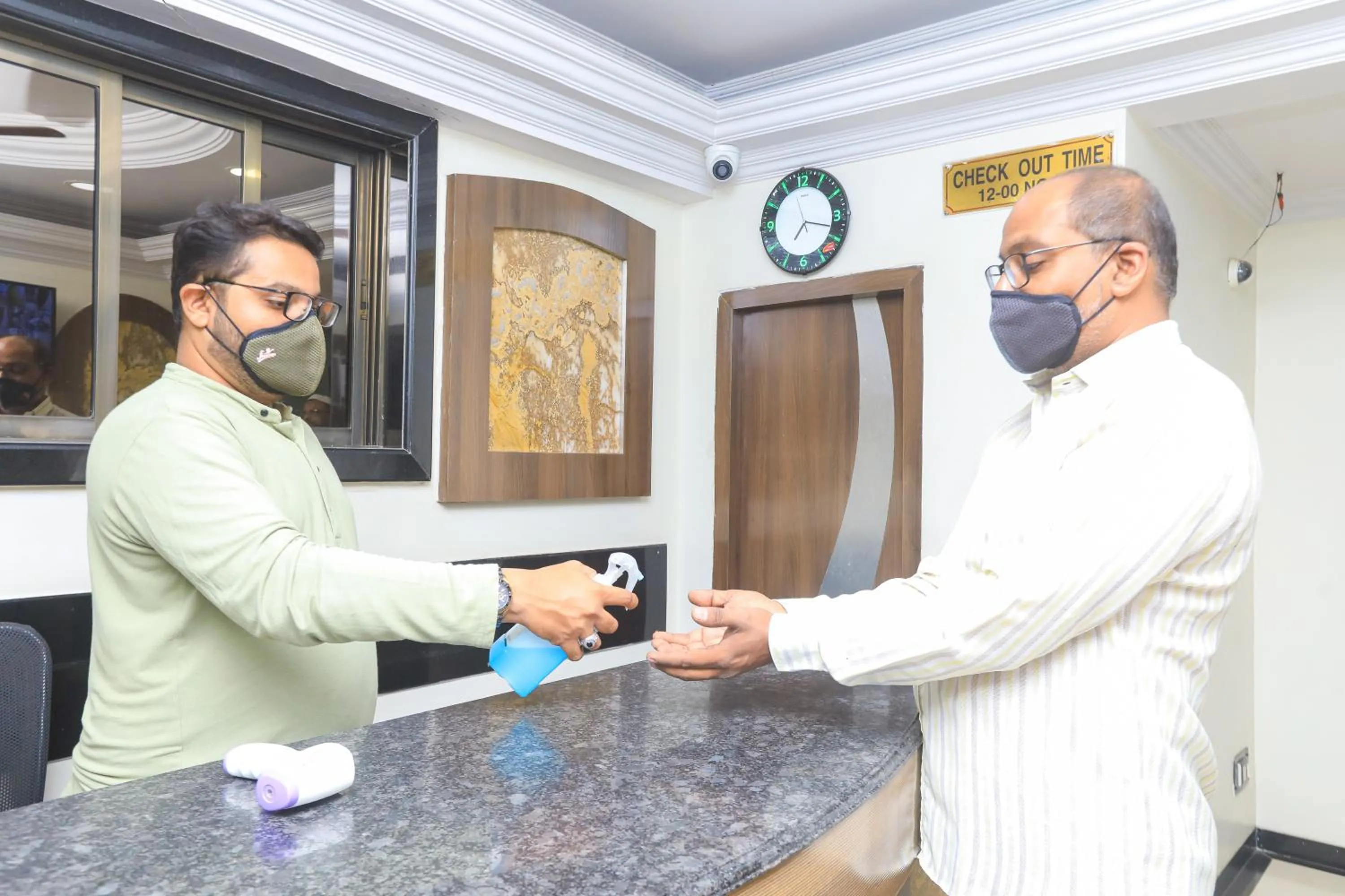 Area and facilities in Hotel Mid town