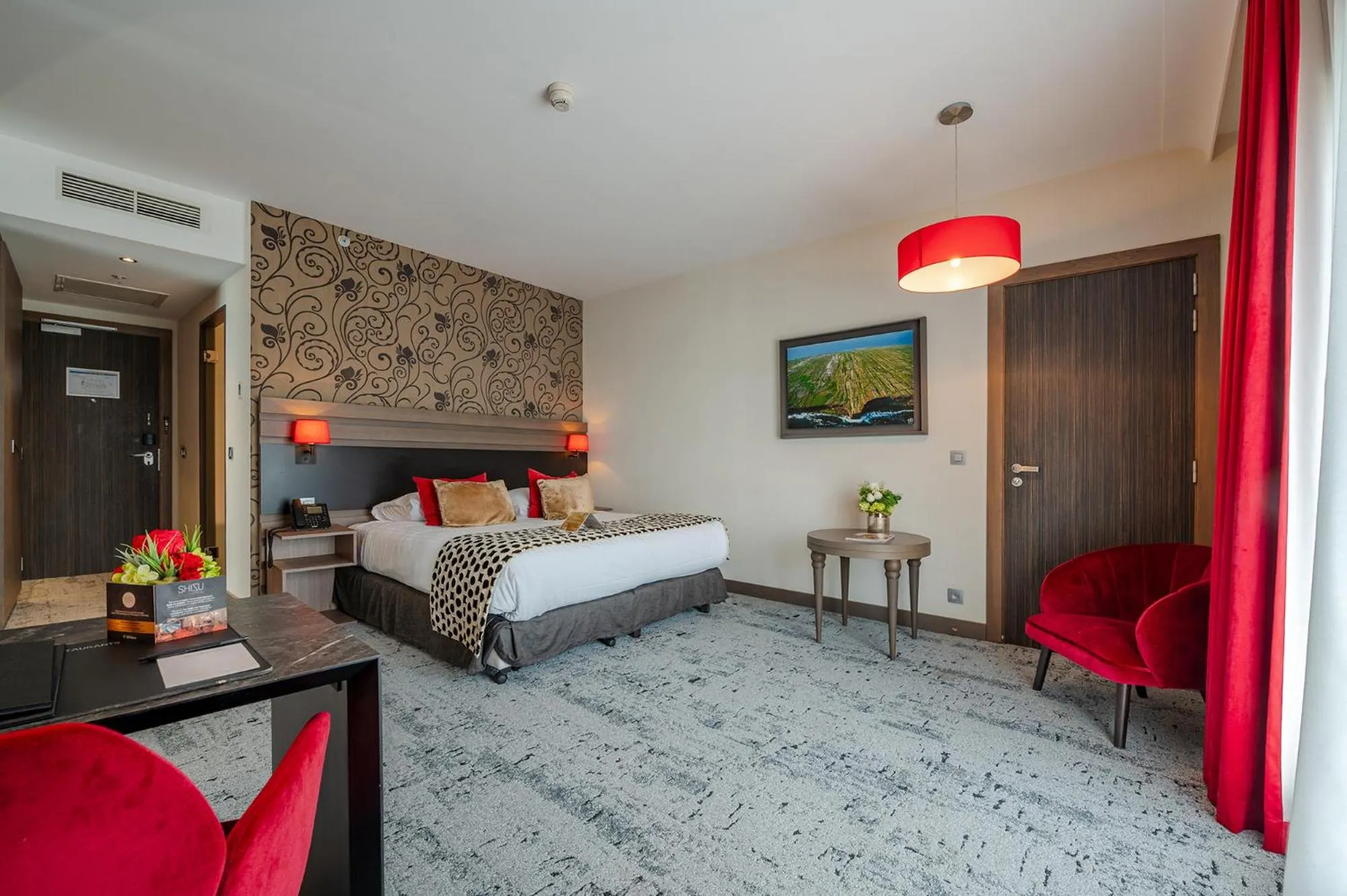 Bed in Van Der Valk Sélys Liège Hotel & Spa