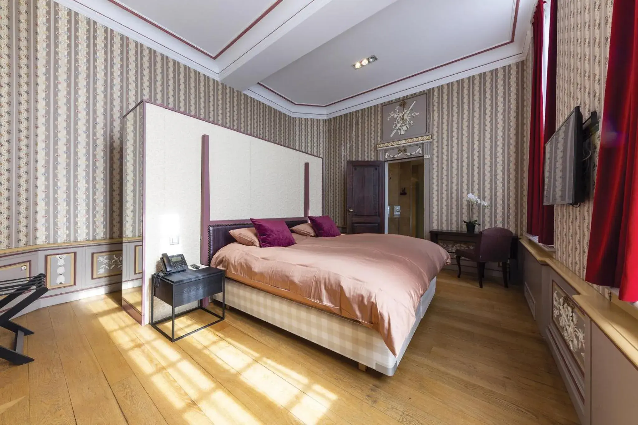 Royal Suite in Van Der Valk Sélys Liège Hotel & Spa Royal Suite in Van Der Valk Sélys Liège Hotel & Spa