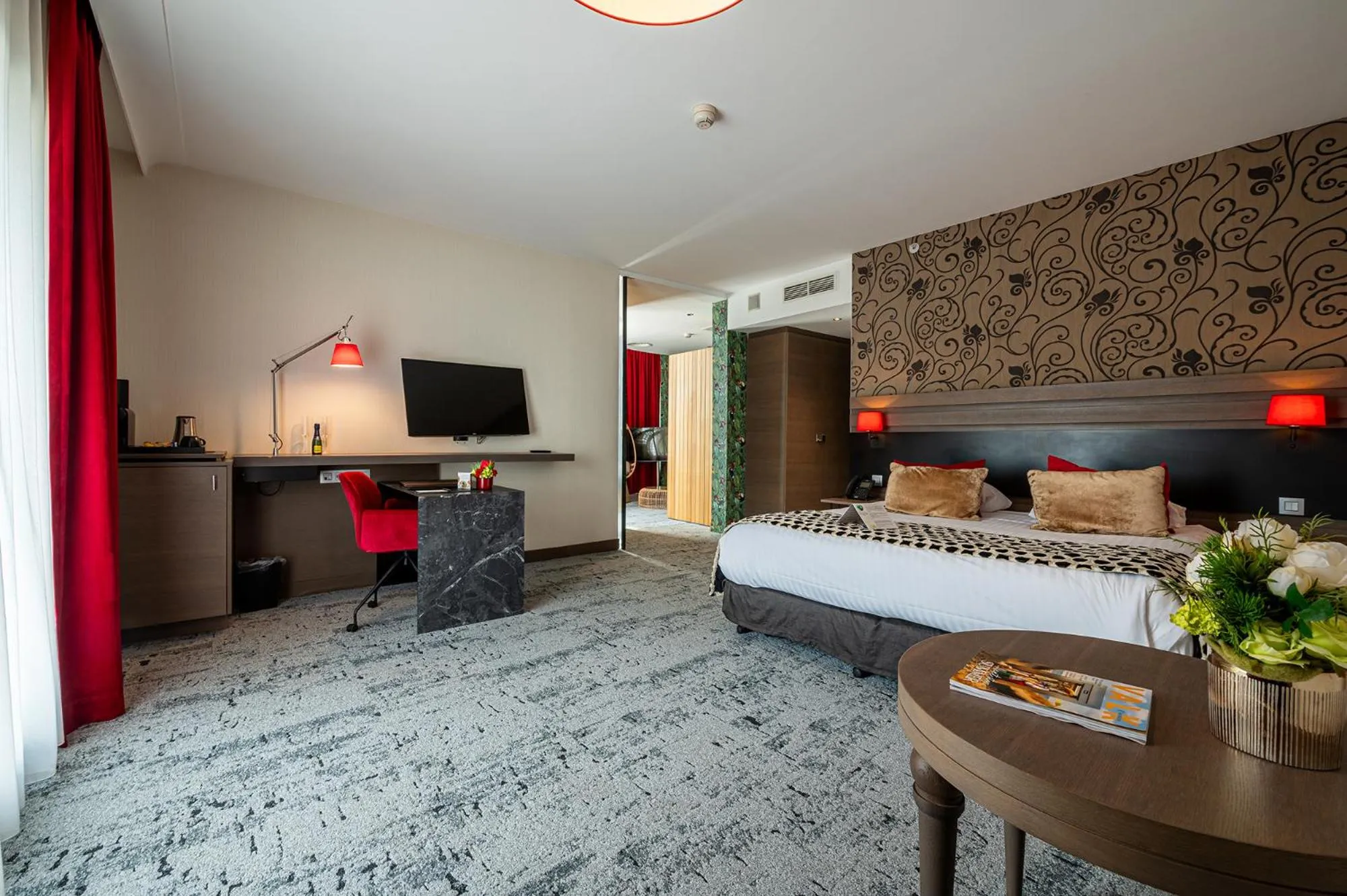 Bed in Van Der Valk Sélys Liège Hotel & Spa