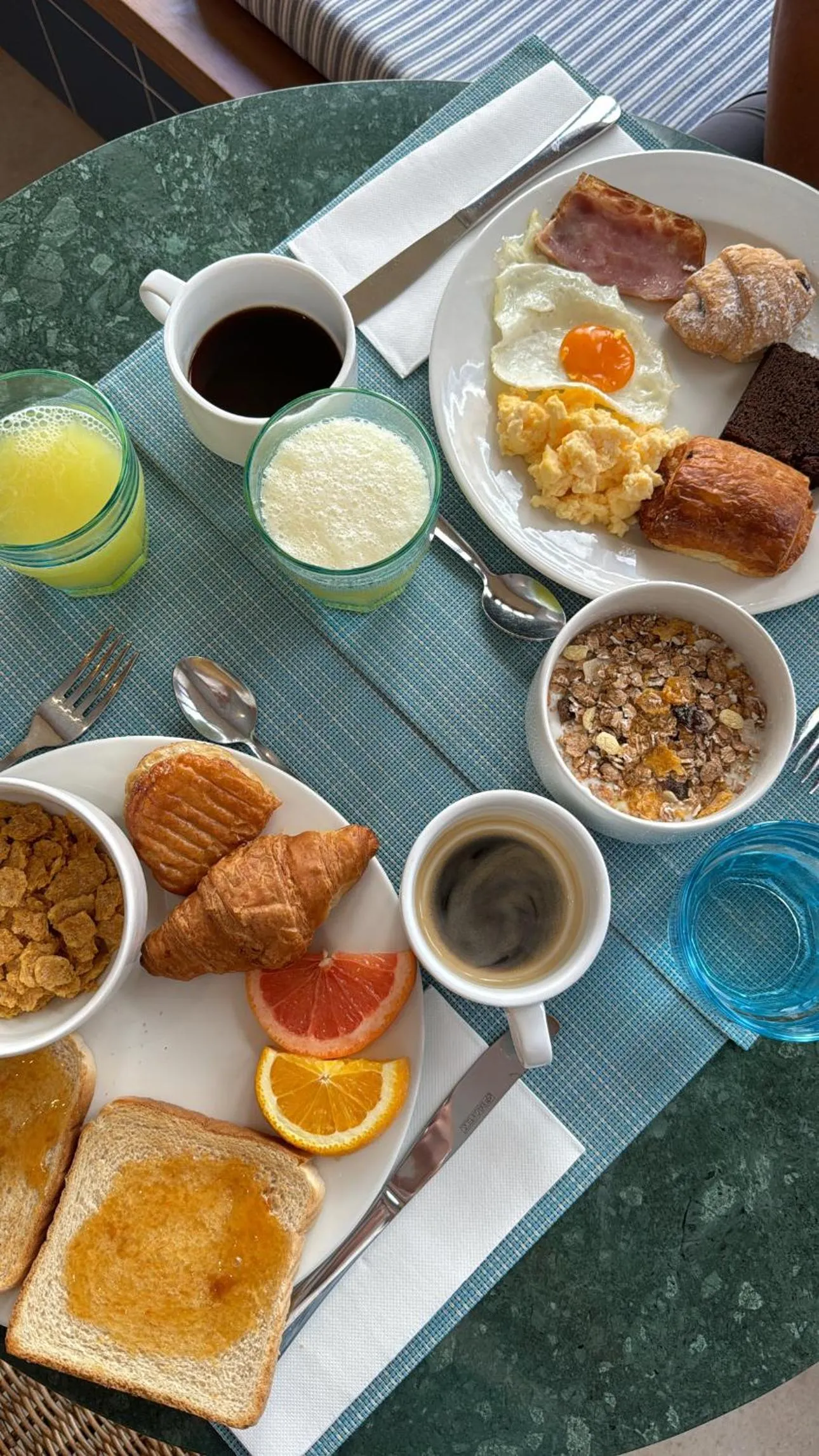 Breakfast in tent Lloret de Mar