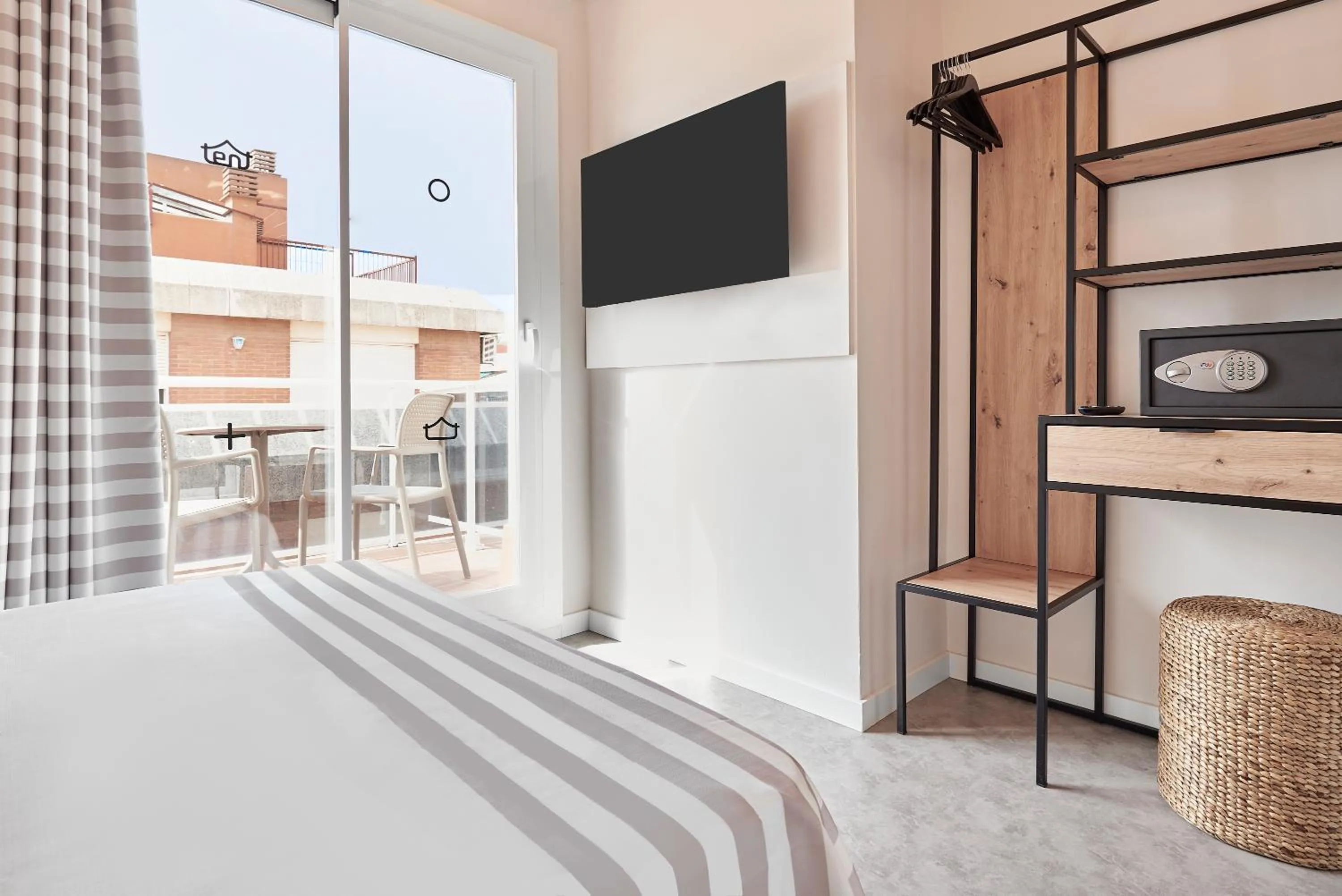 Bed in tent Lloret de Mar