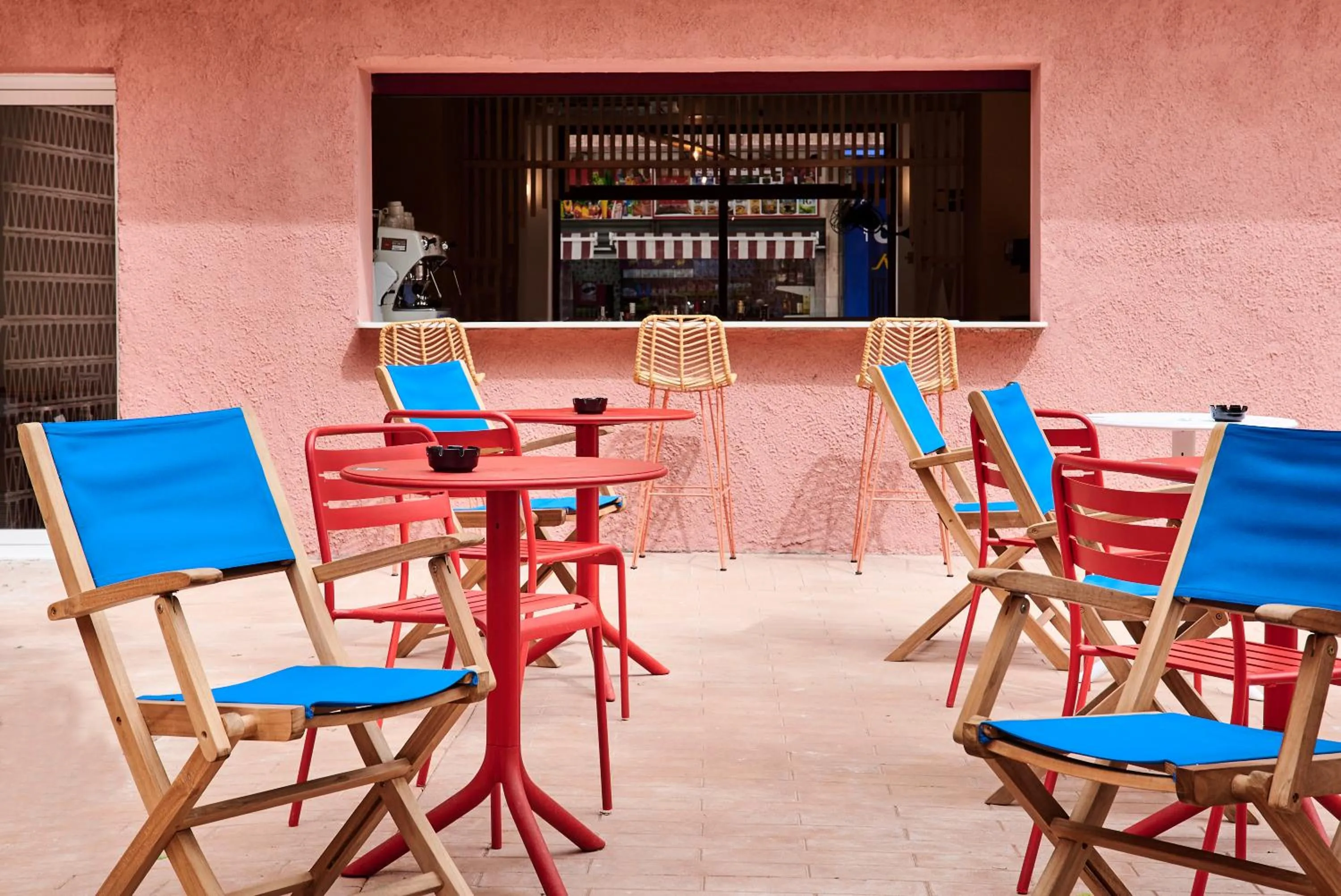 Lounge or bar in tent Lloret de Mar