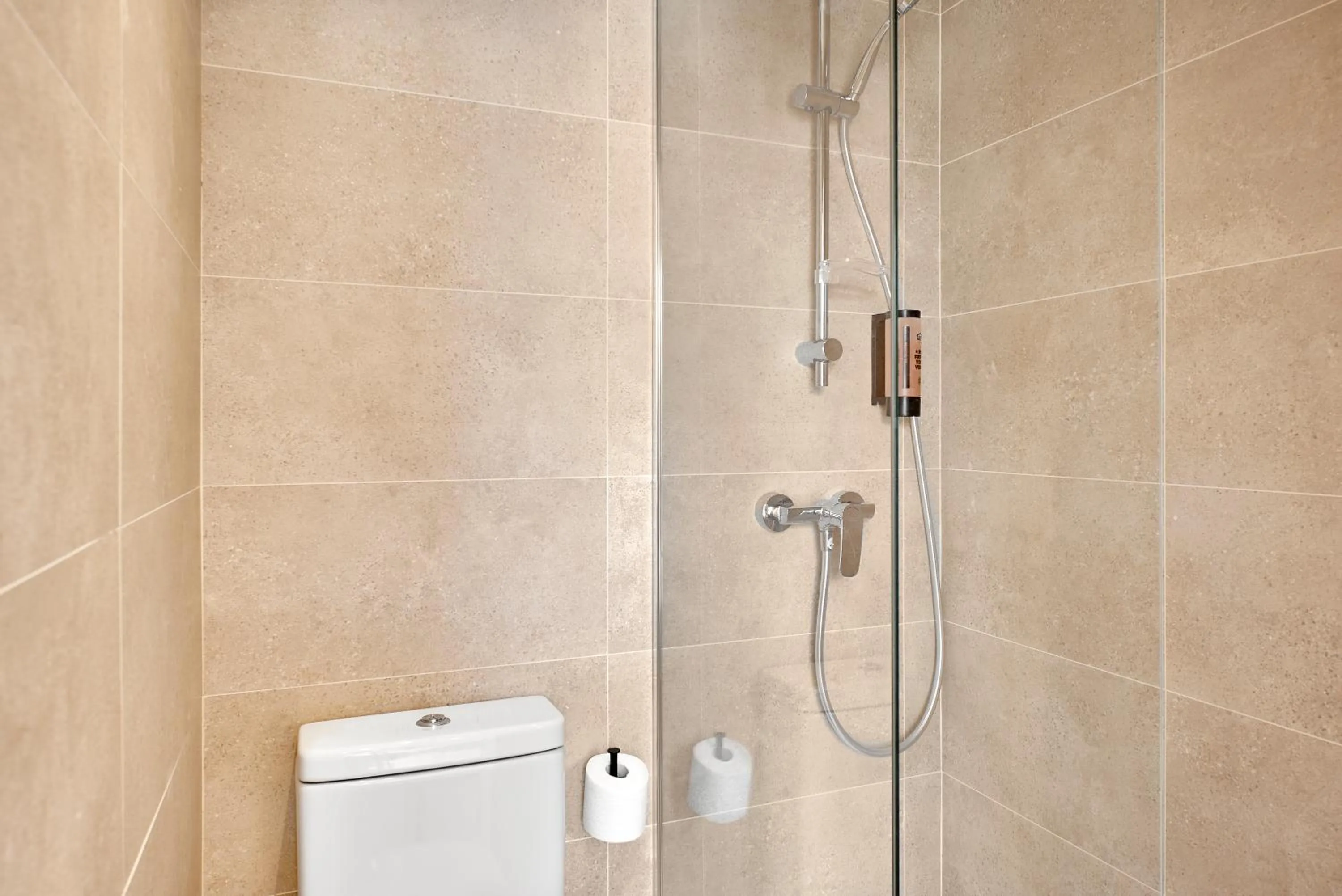 Shower in tent Lloret de Mar