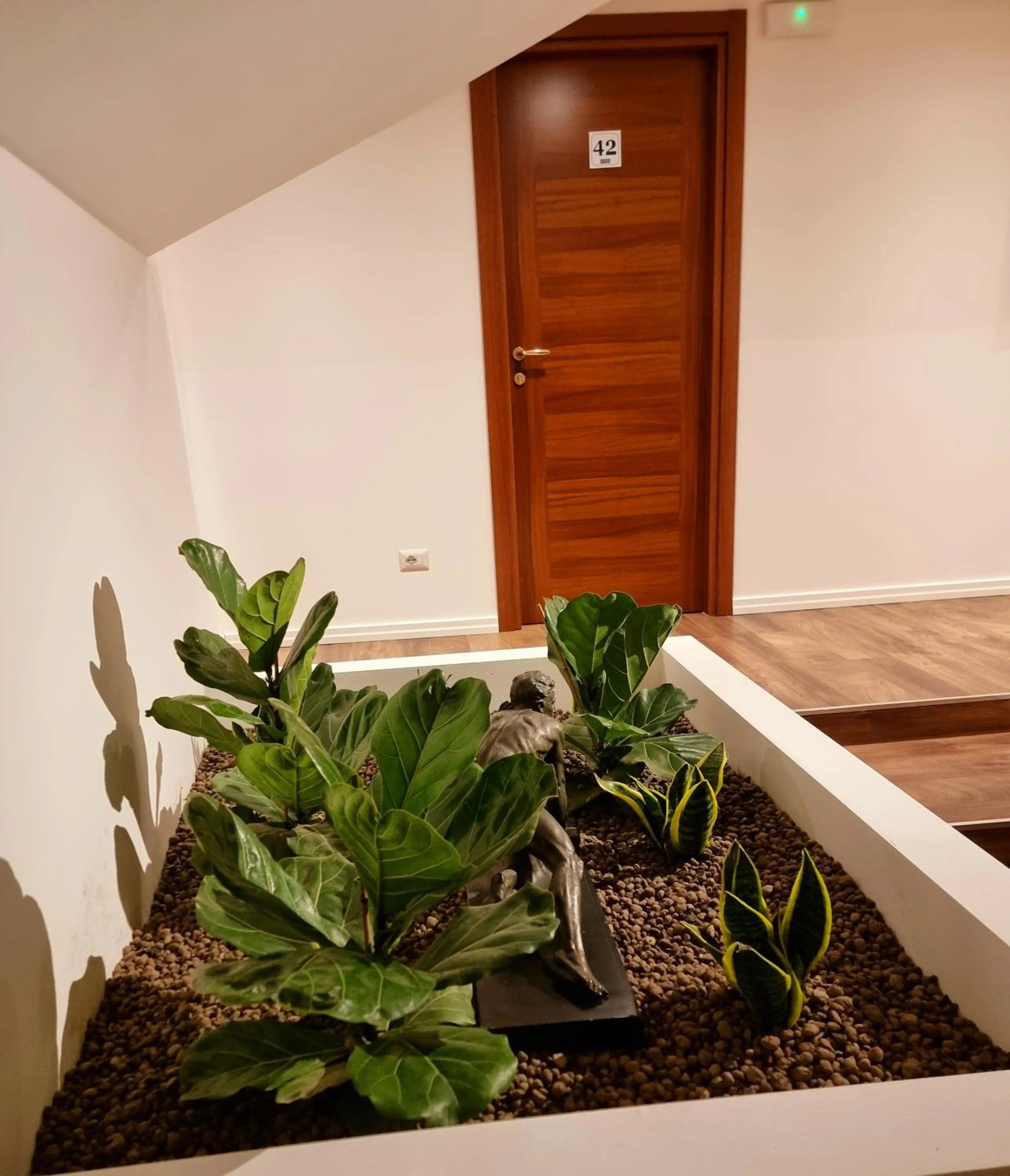 Victoria Royal Garden