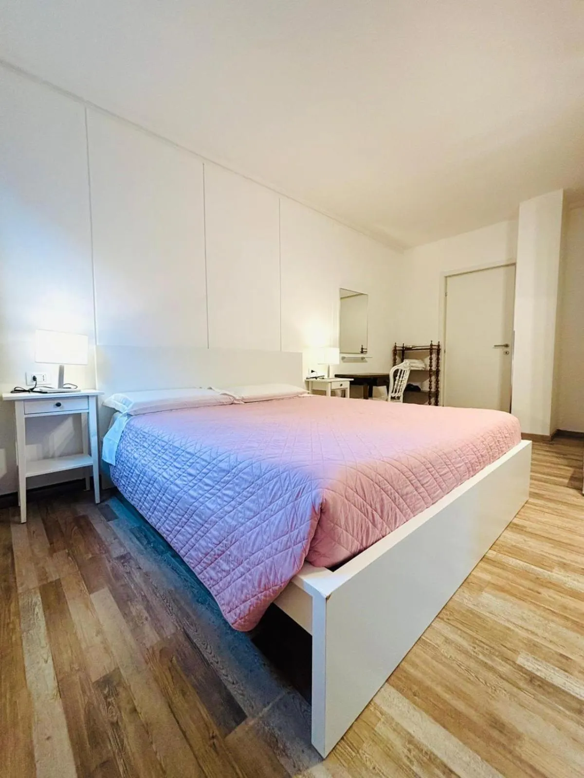 Bed in Victoria Royal Garden