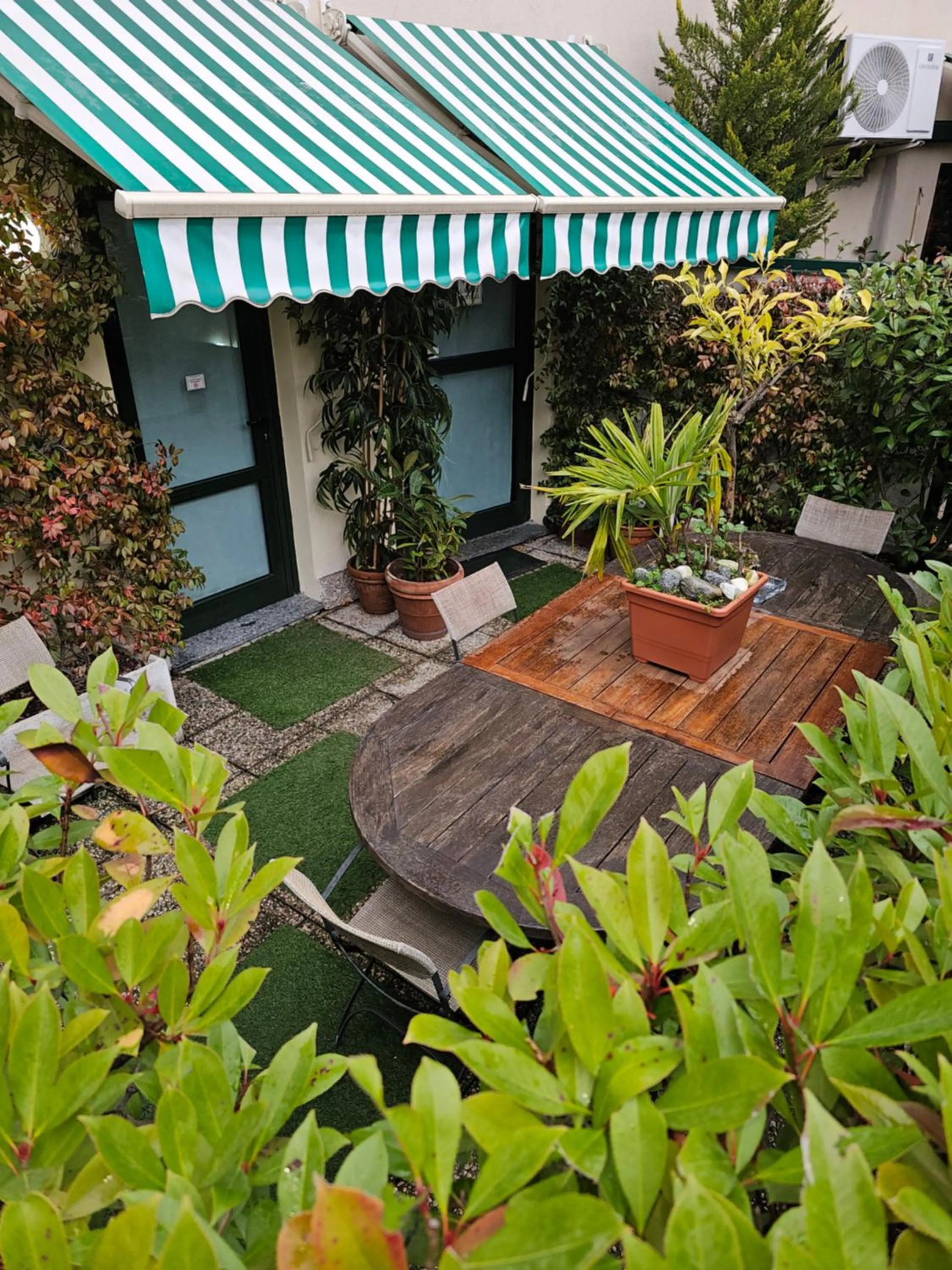 Victoria Royal Garden