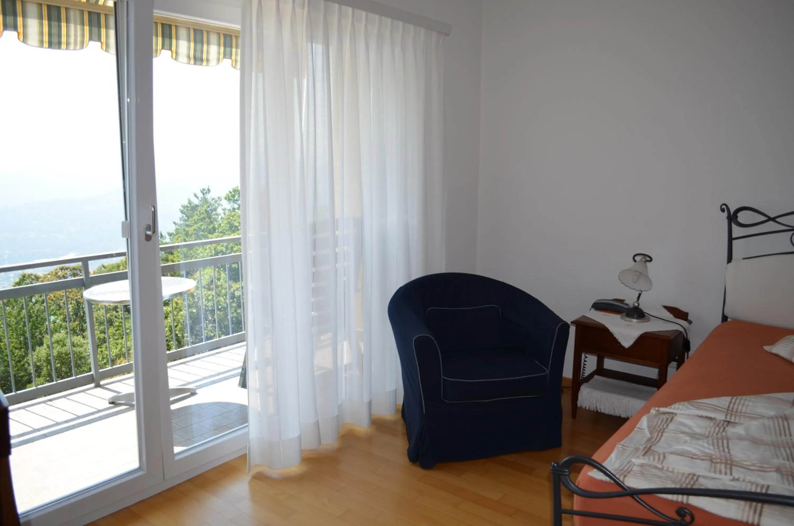 Seating area in Al Ponte