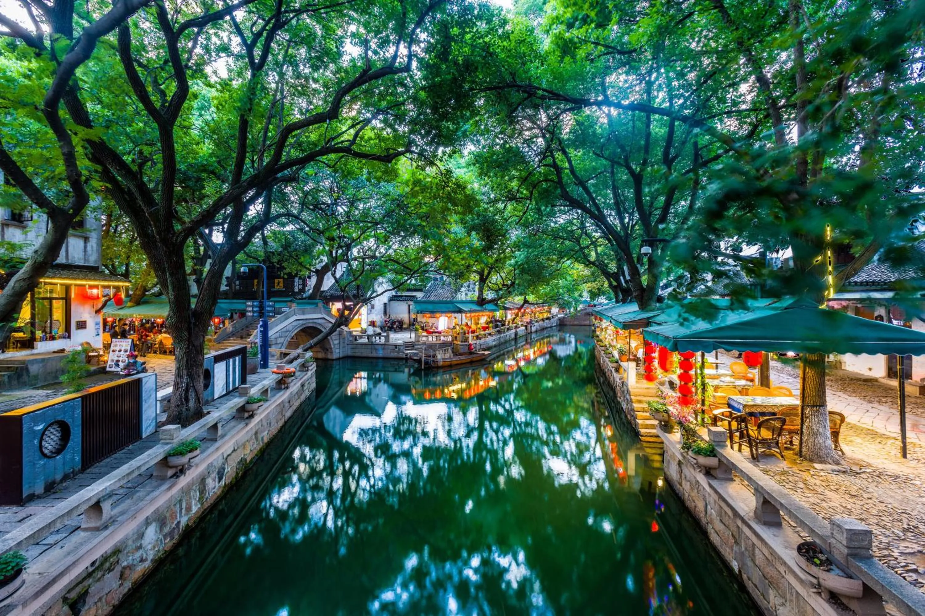 Off site in Tongli 1917 Best South Inn