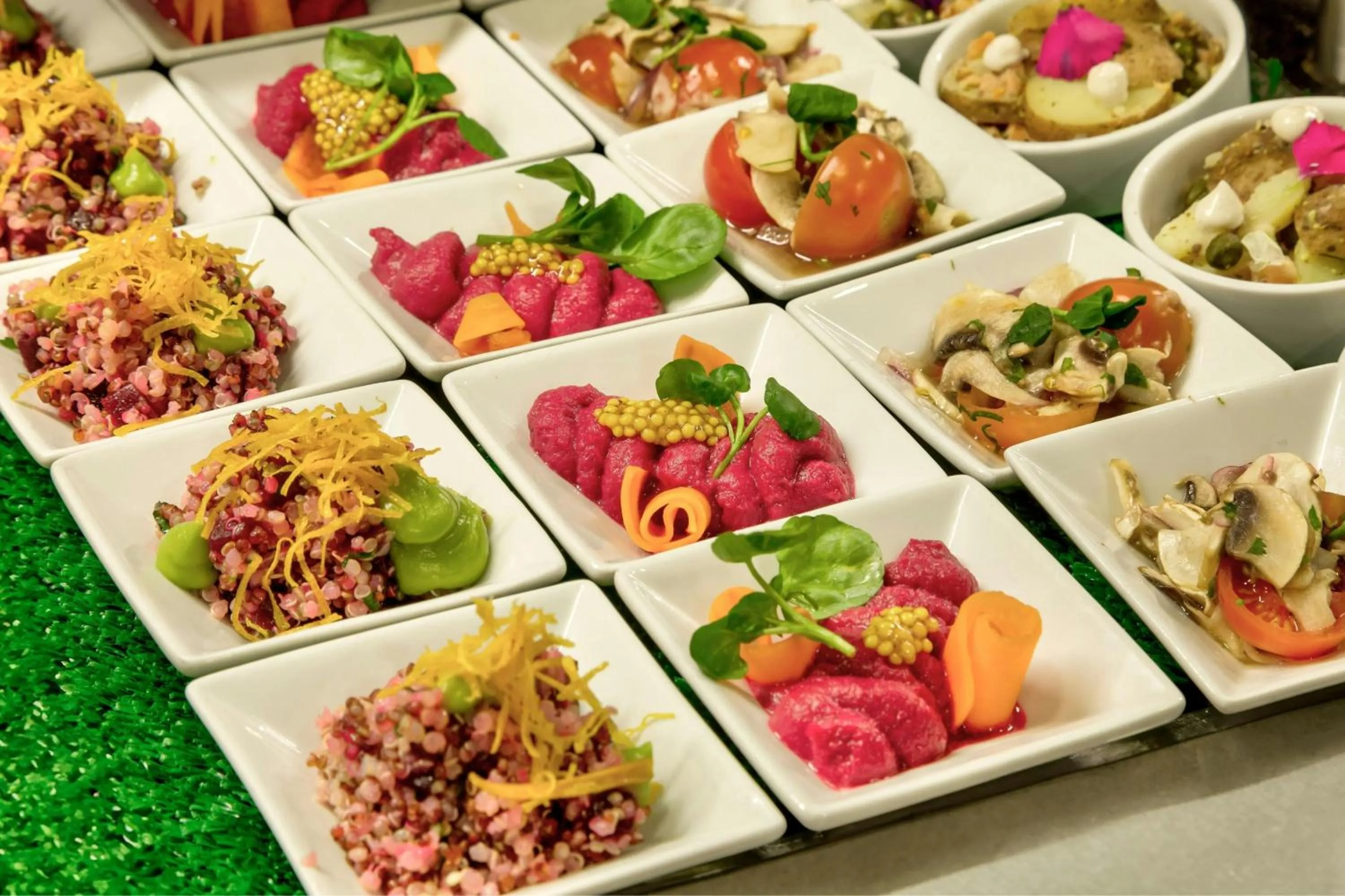 Restaurant/places to eat in Sheraton Santiago Hotel & Convention Center