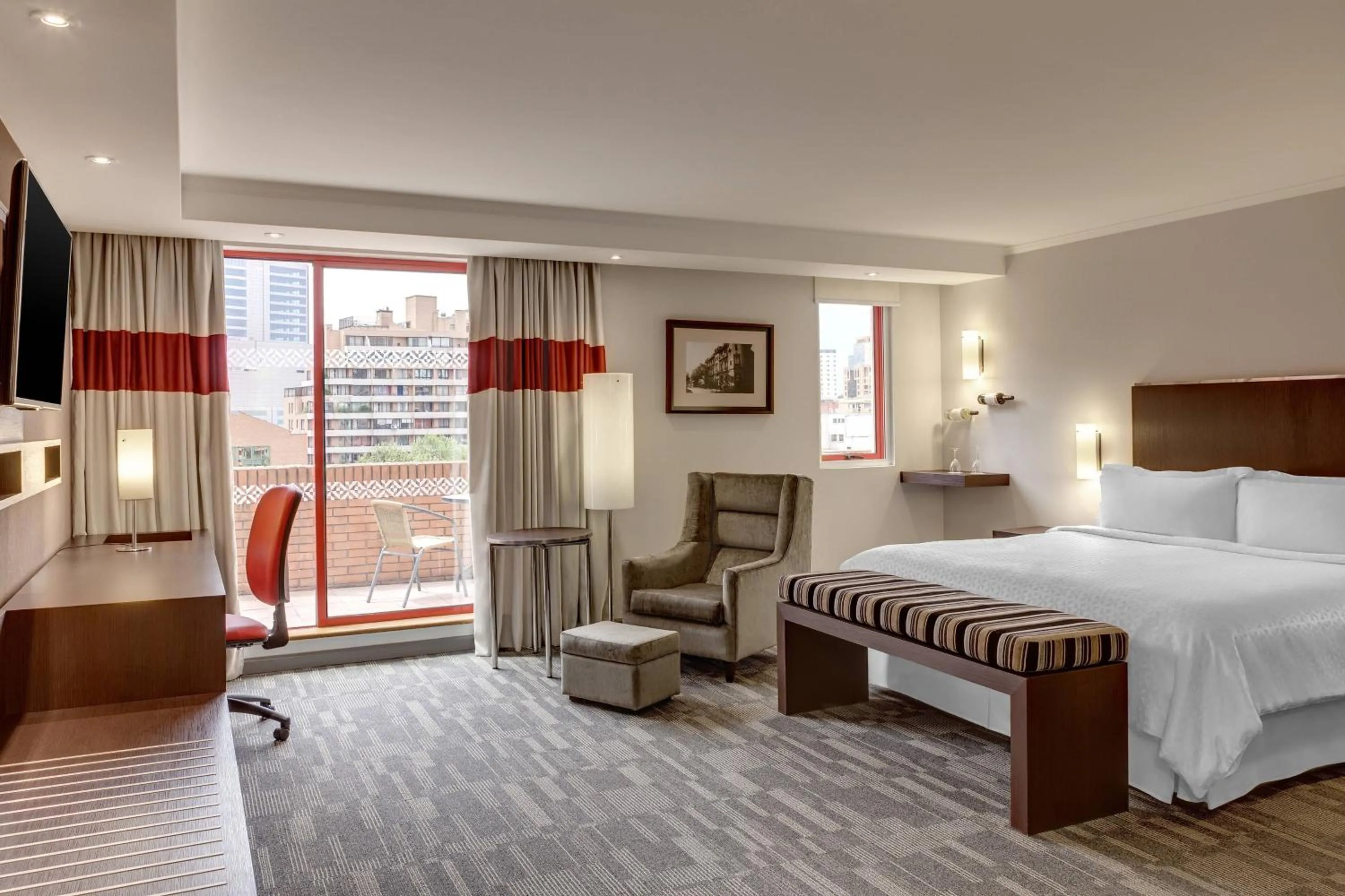 Bedroom, Bed in Four Points by Sheraton Santiago