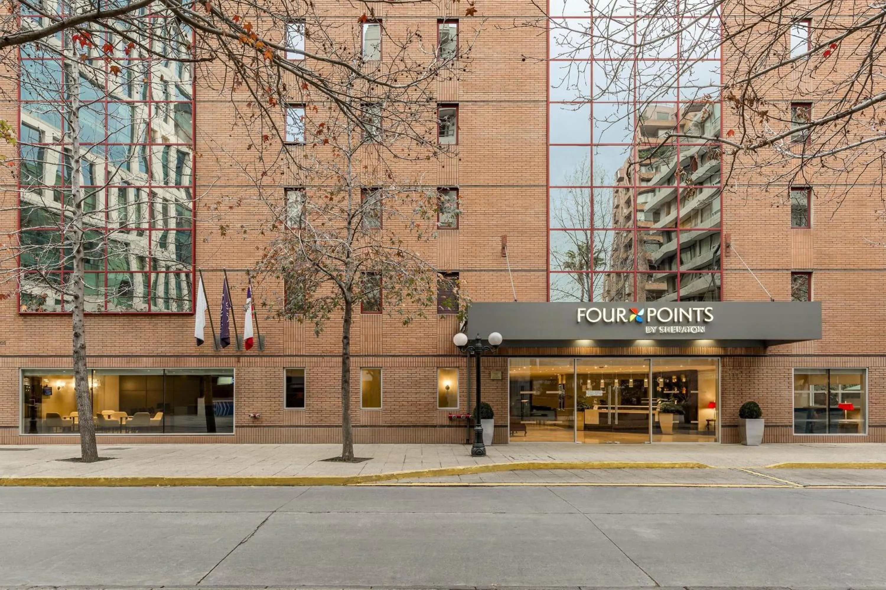 Property building in Four Points by Sheraton Santiago
