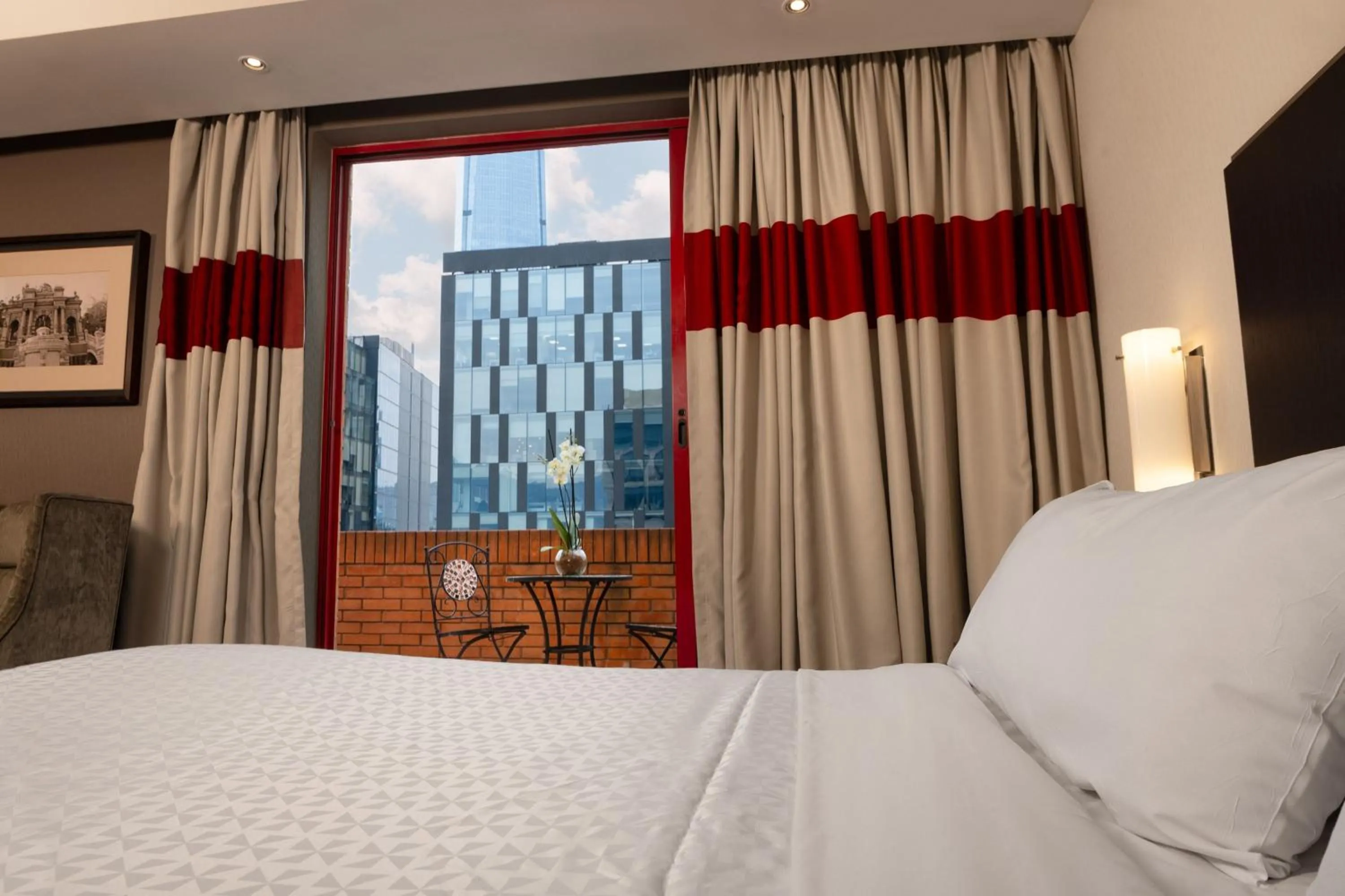 Bedroom, Bed in Four Points by Sheraton Santiago