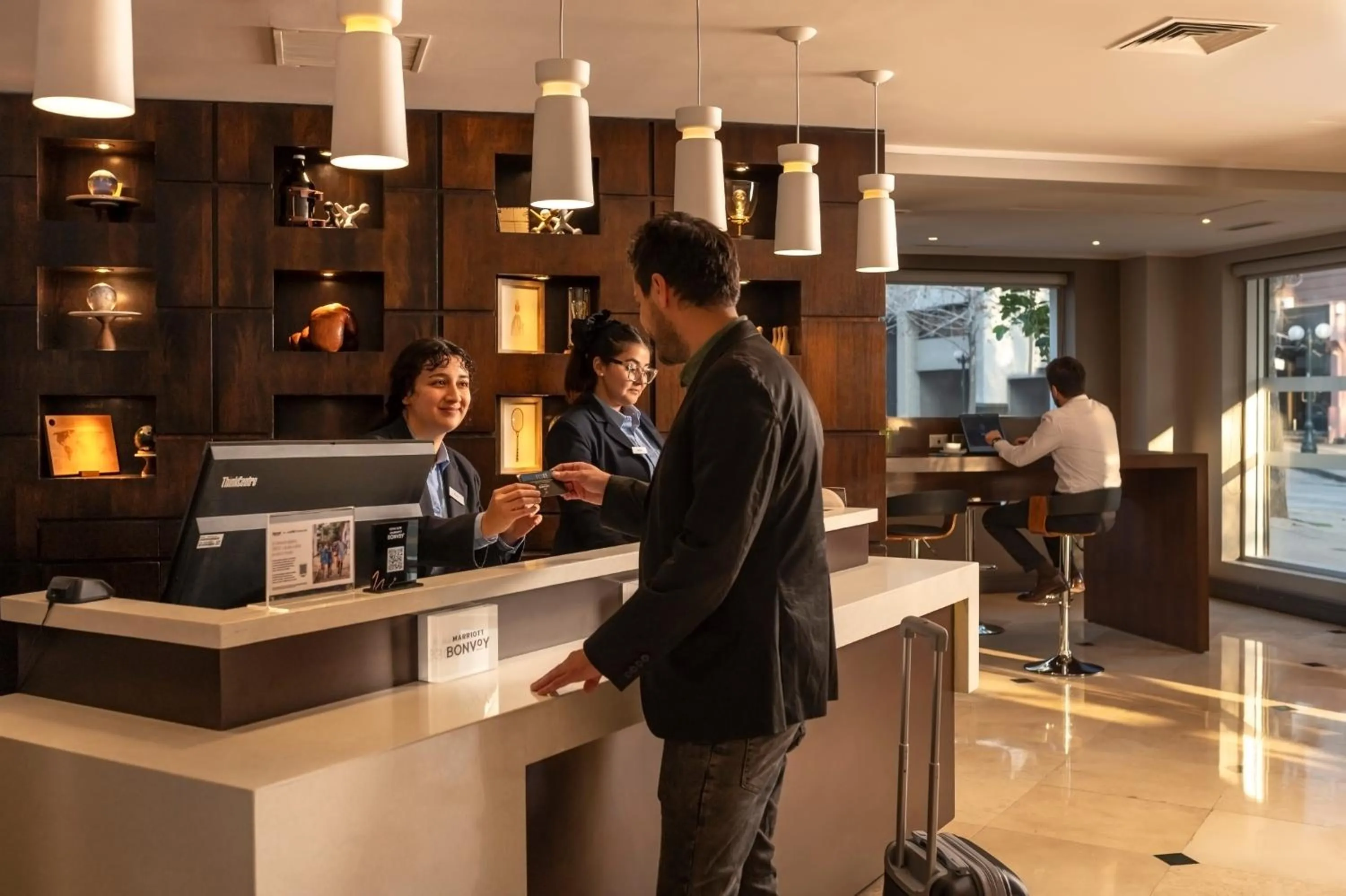 Lobby or reception in Four Points by Sheraton Santiago