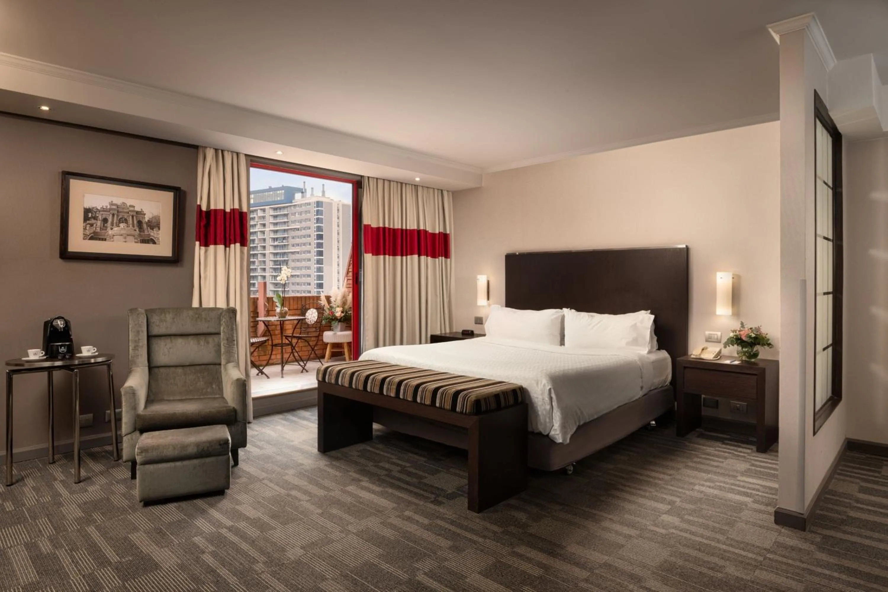 Bedroom, Bed in Four Points by Sheraton Santiago