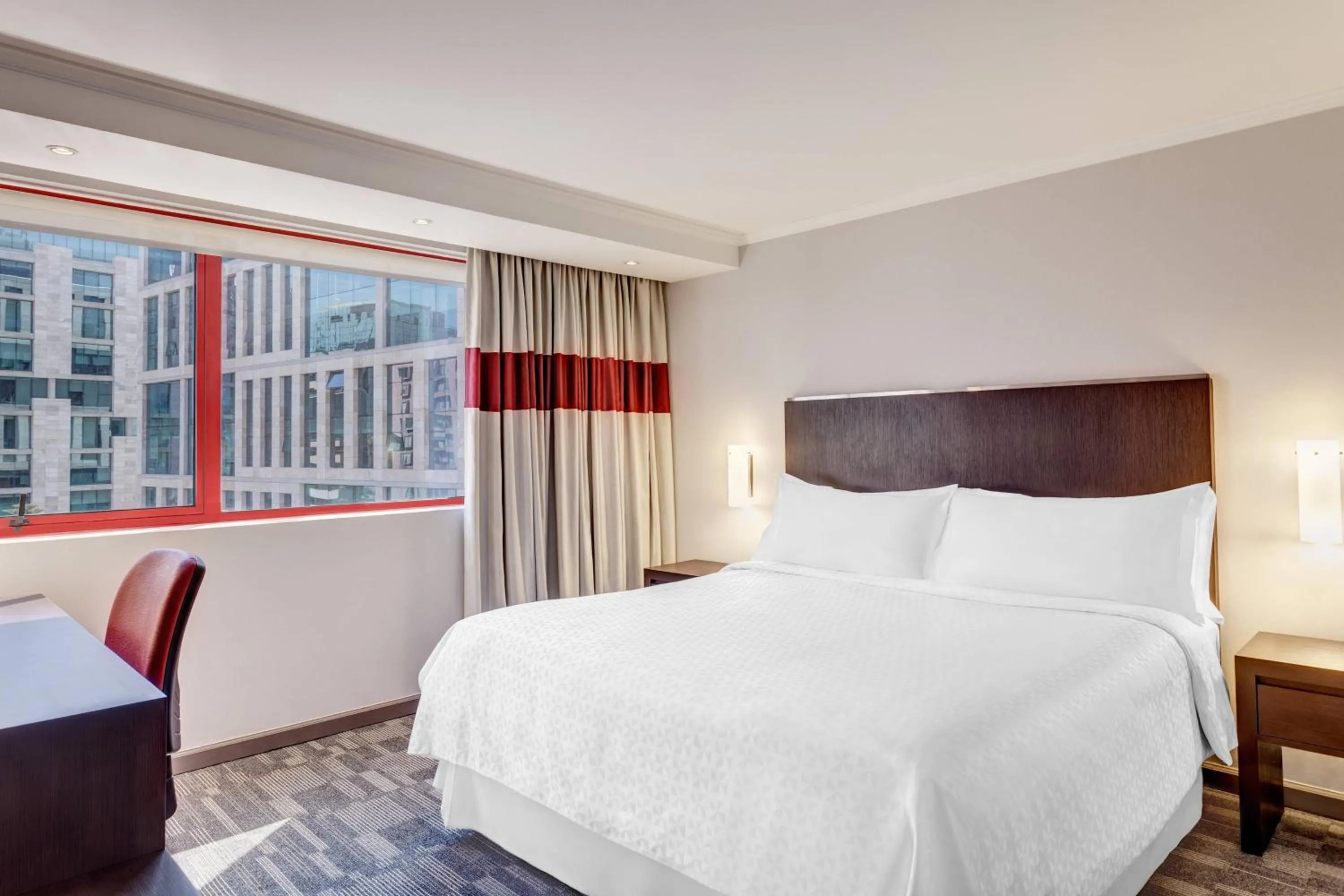 Bedroom, Bed in Four Points by Sheraton Santiago