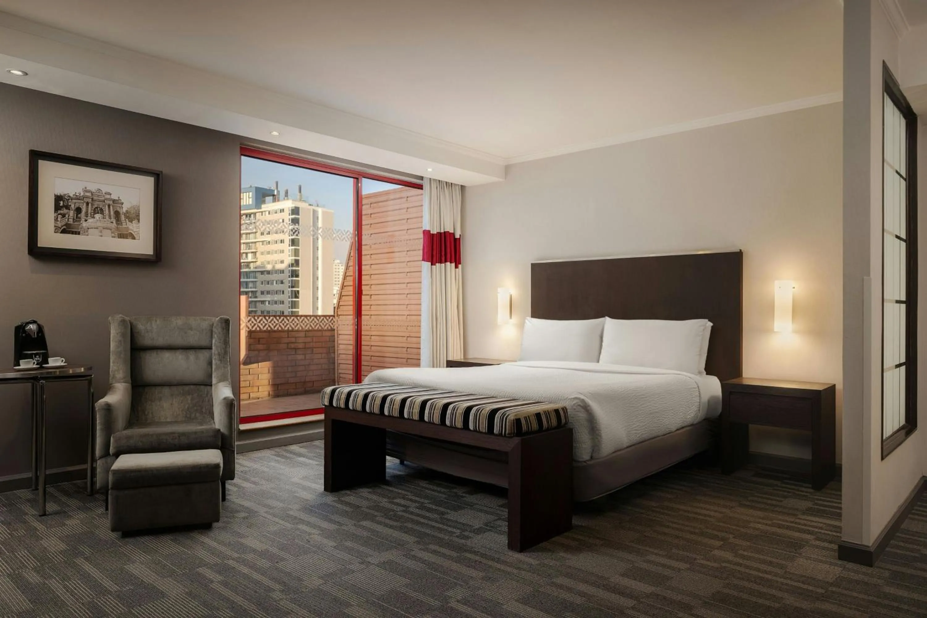 Bedroom, Bed in Four Points by Sheraton Santiago