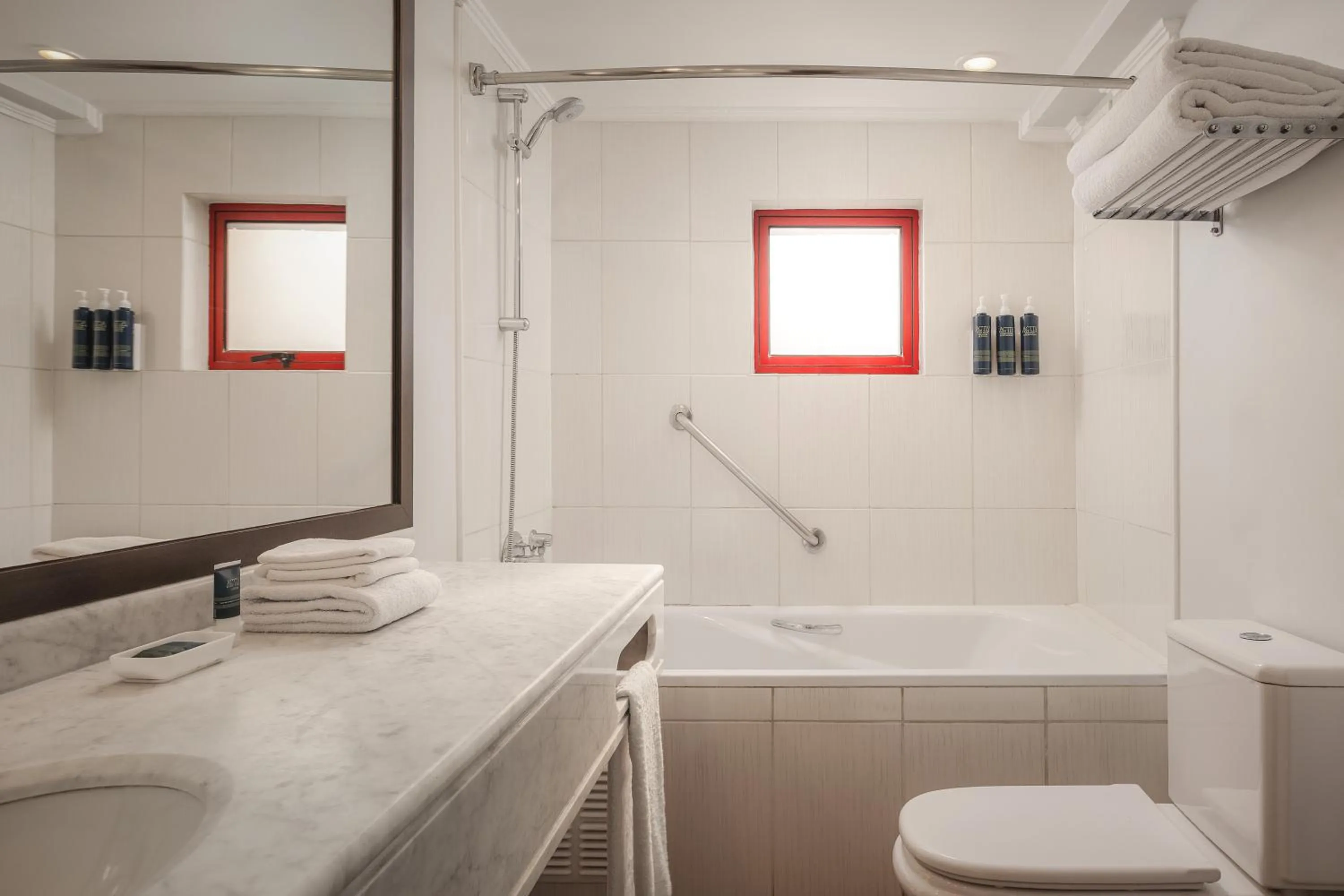 Shower in Four Points by Sheraton Santiago