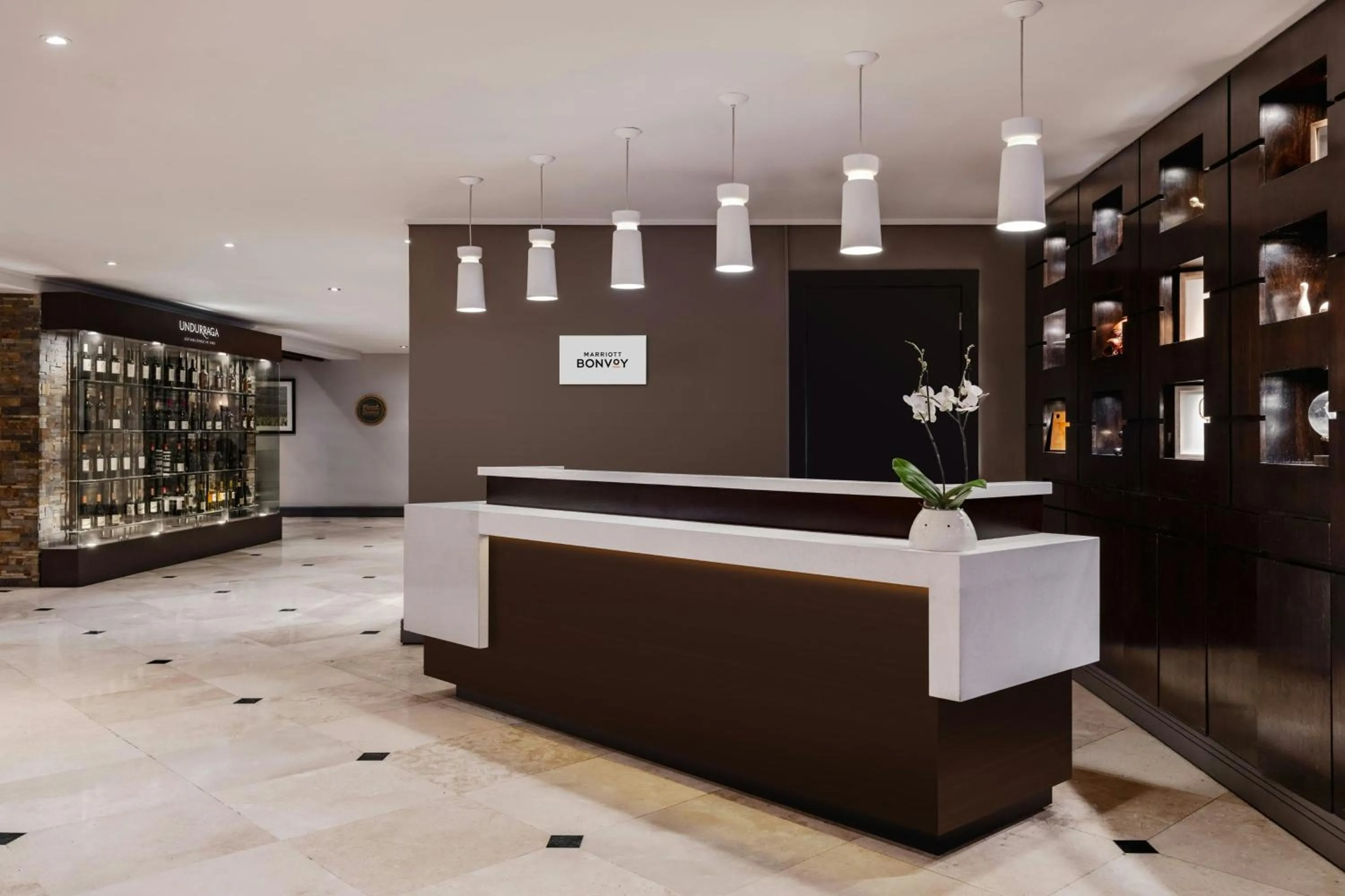 Lobby or reception in Four Points by Sheraton Santiago