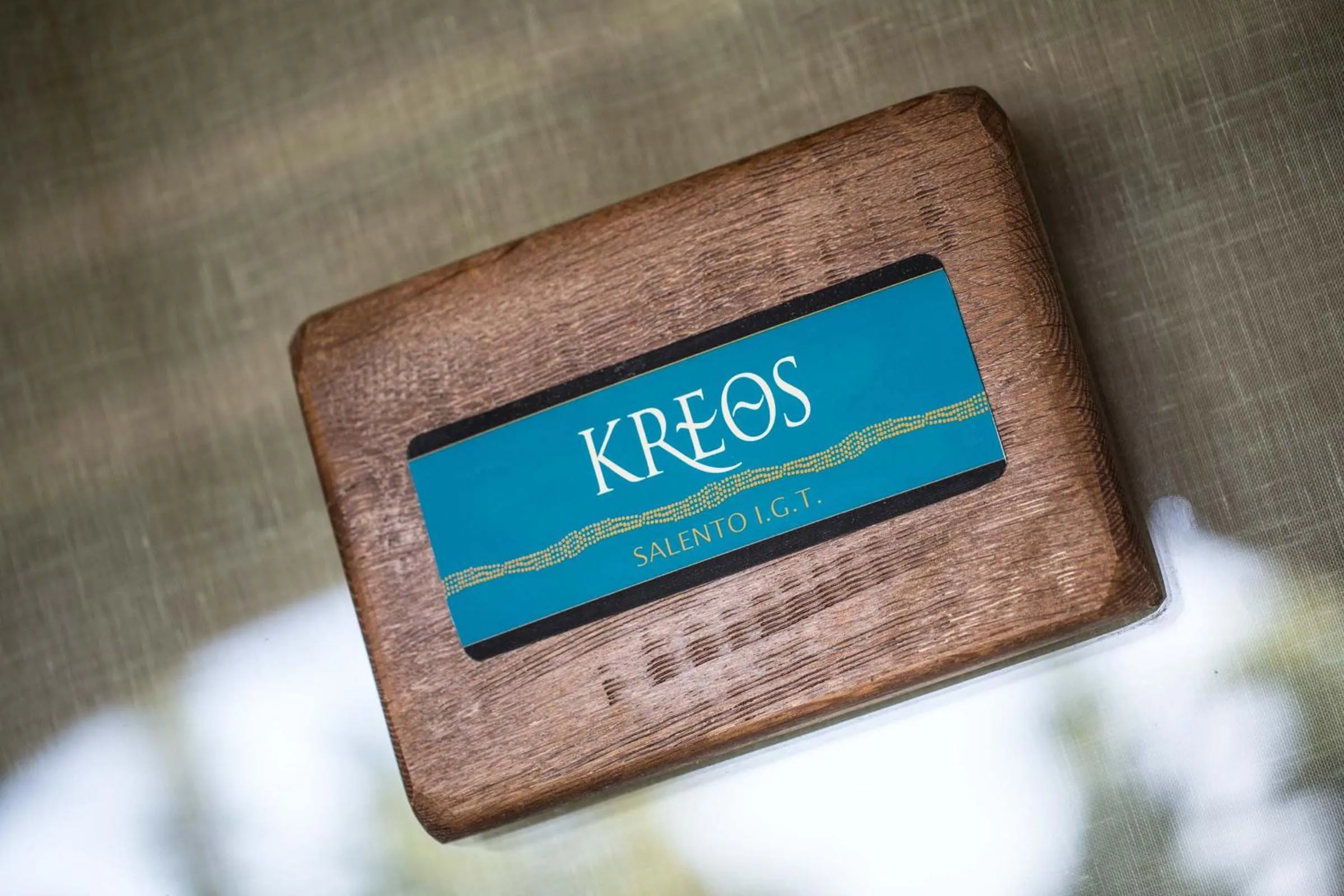 Text overlay in Le Scuderie - Castello Monaci