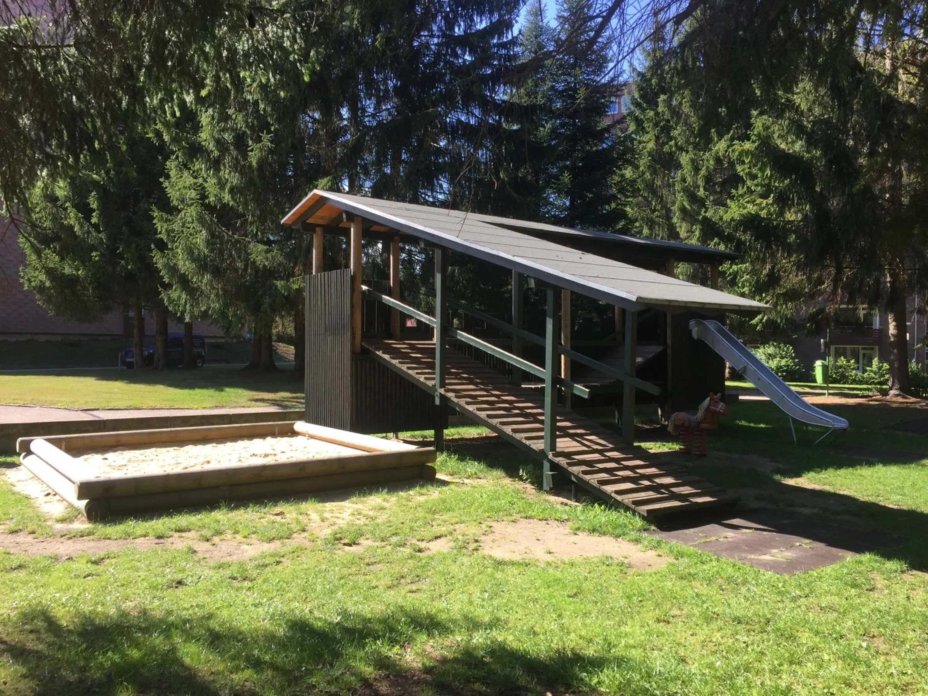 Children play ground in Ferienwohnung Schneewittchen