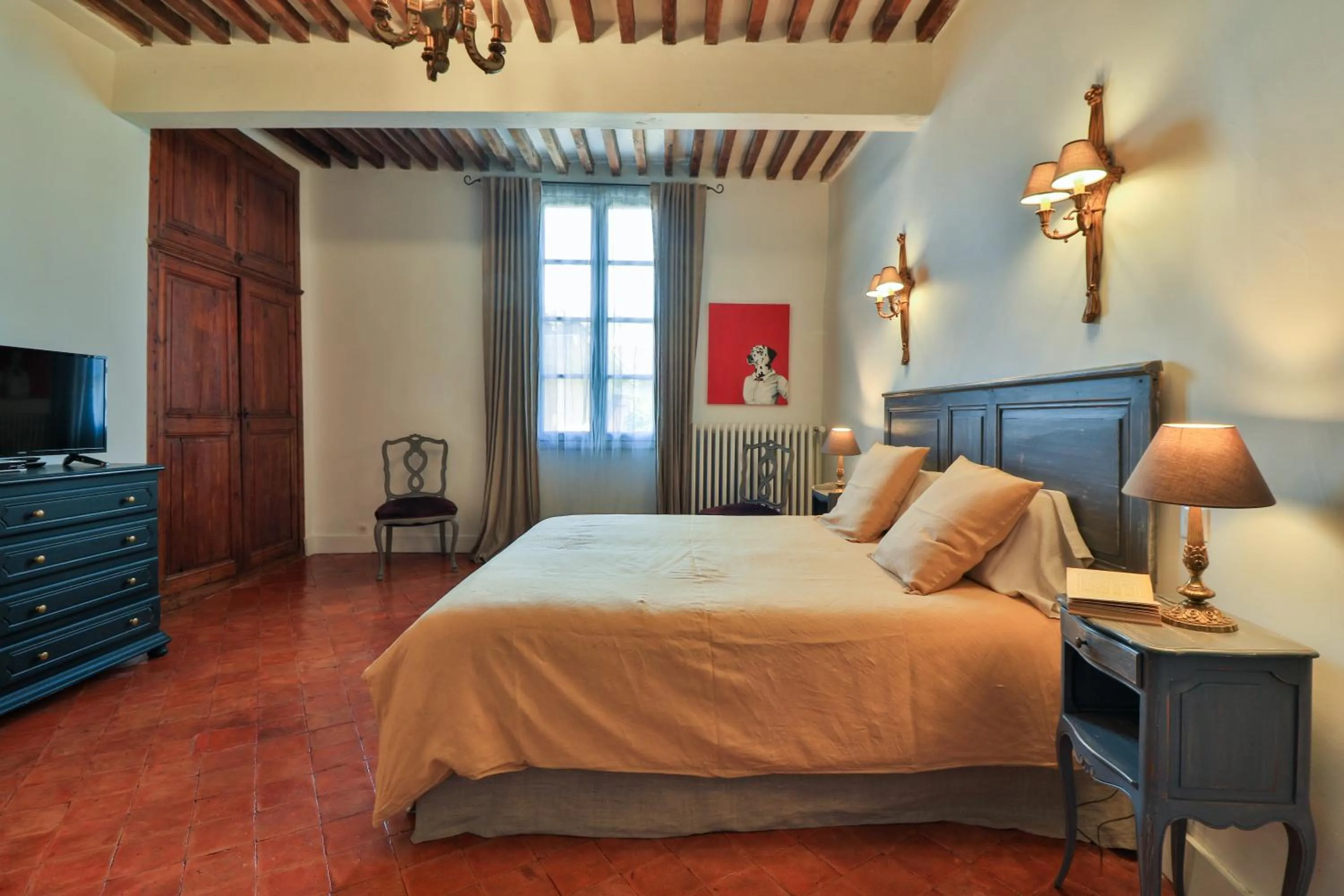 Photo of the whole room, Bed in Le Jardin de Mazan