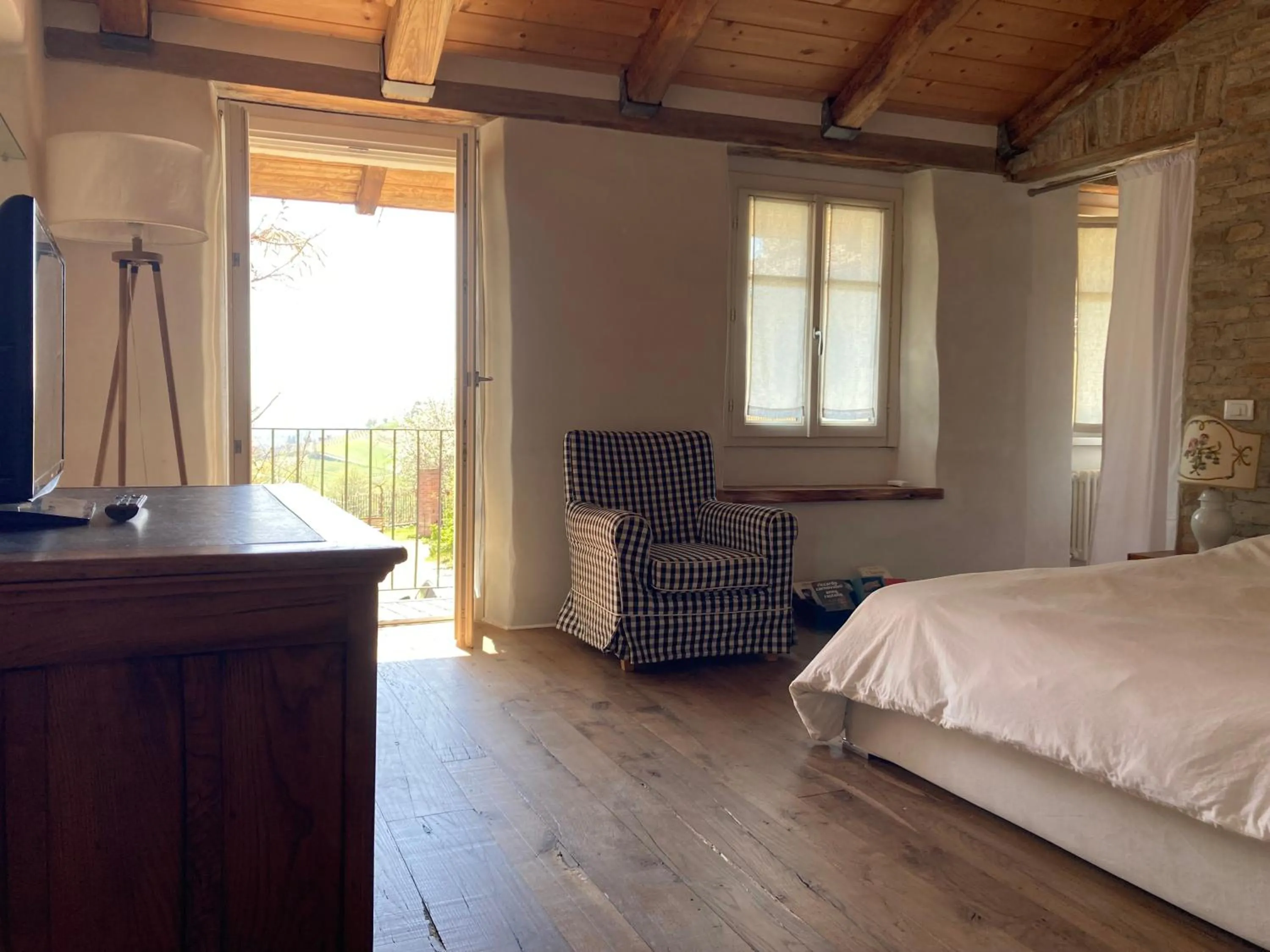 Bedroom, Bed in Greeneria