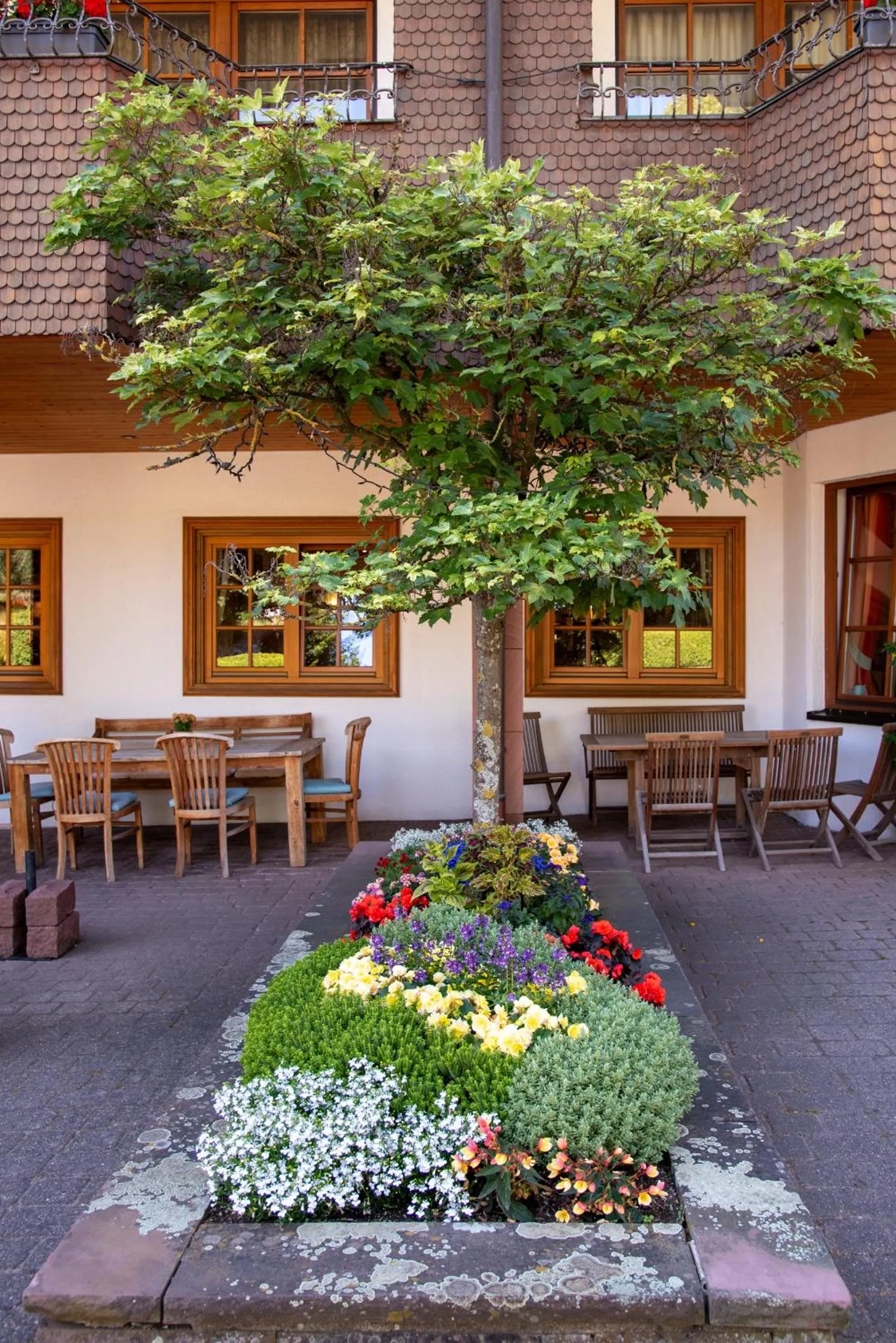 Property building in Hotel Restaurant Vinothek LAMM