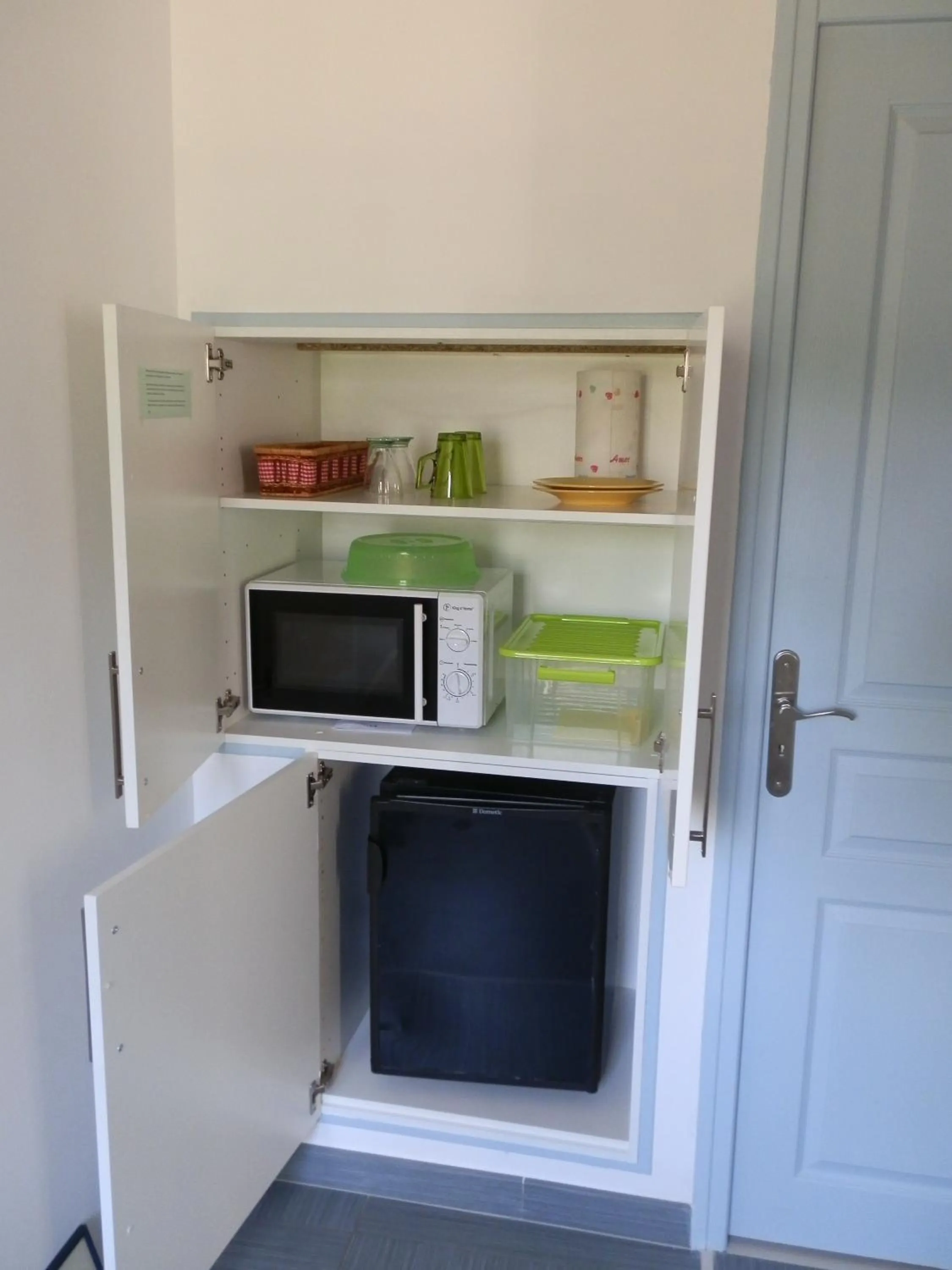 Coffee/tea facilities in Domaine De Meigne