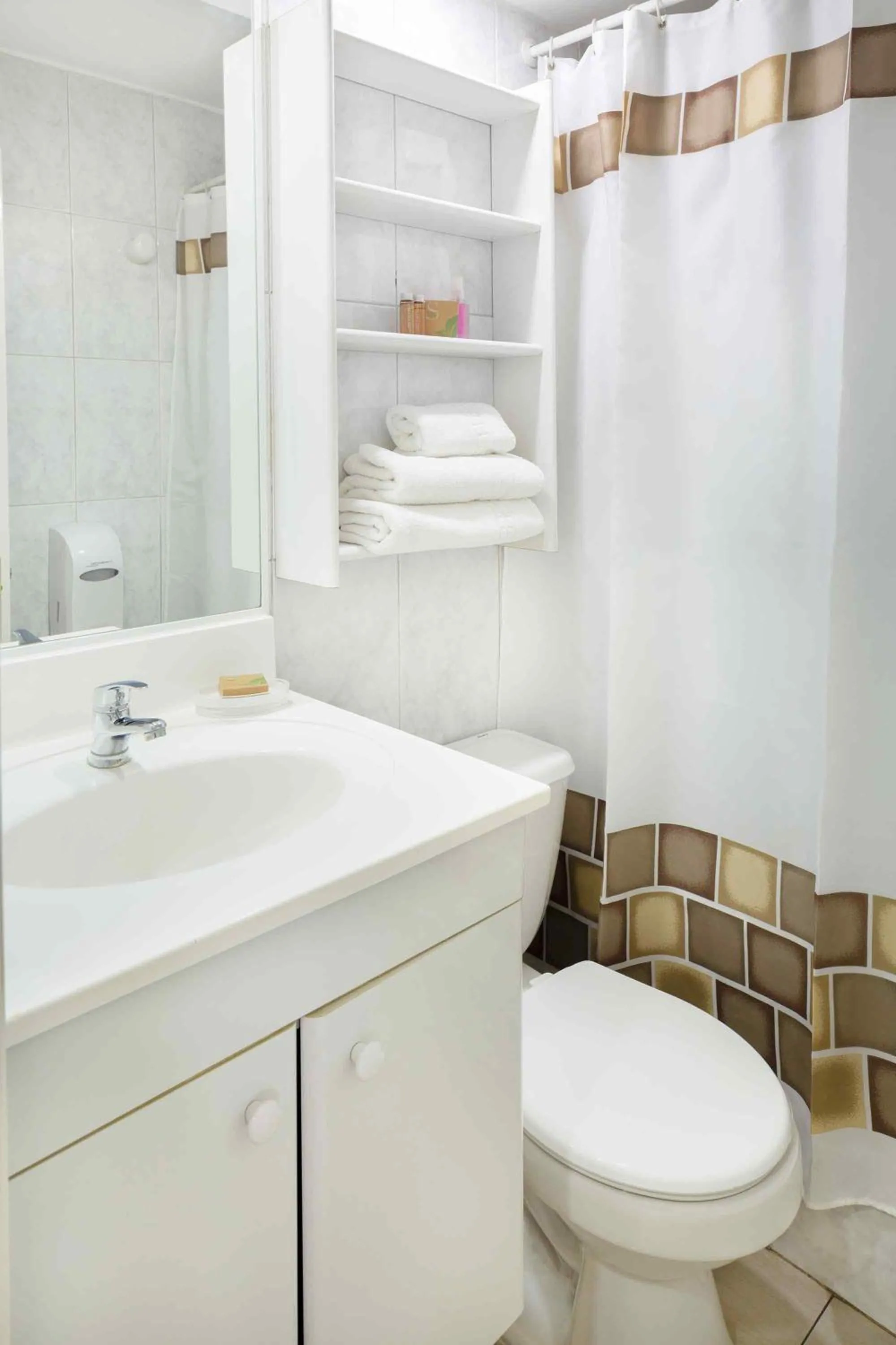 Bathroom in Santa Magdalena Apartments