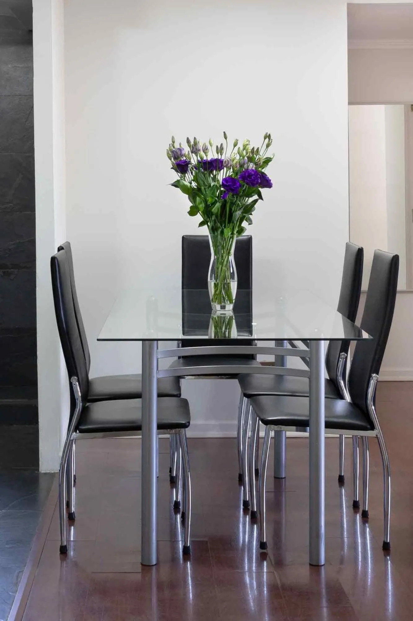 Dining area in Santa Magdalena Apartments