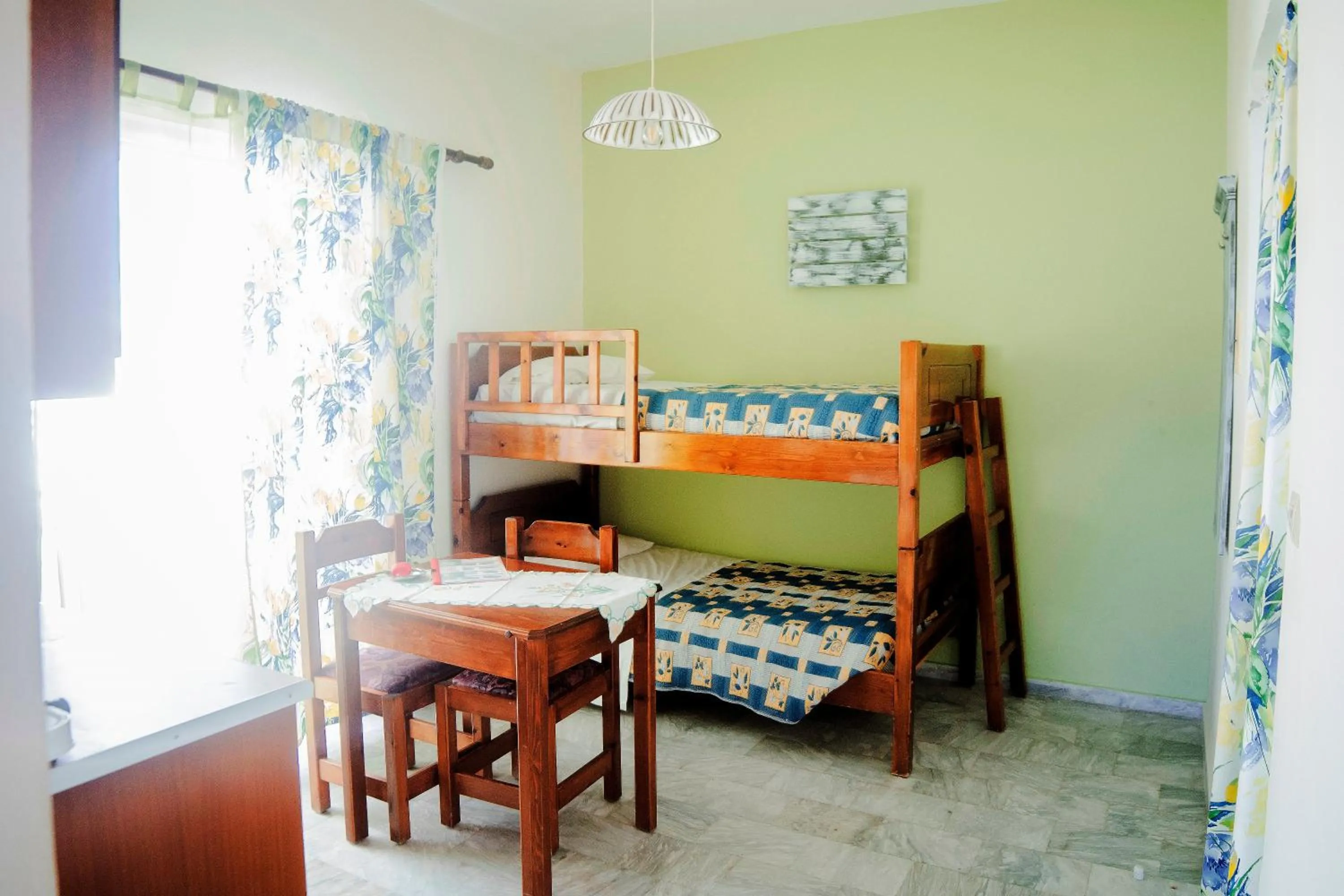 bunk bed, Bed in Yiannis Apartments