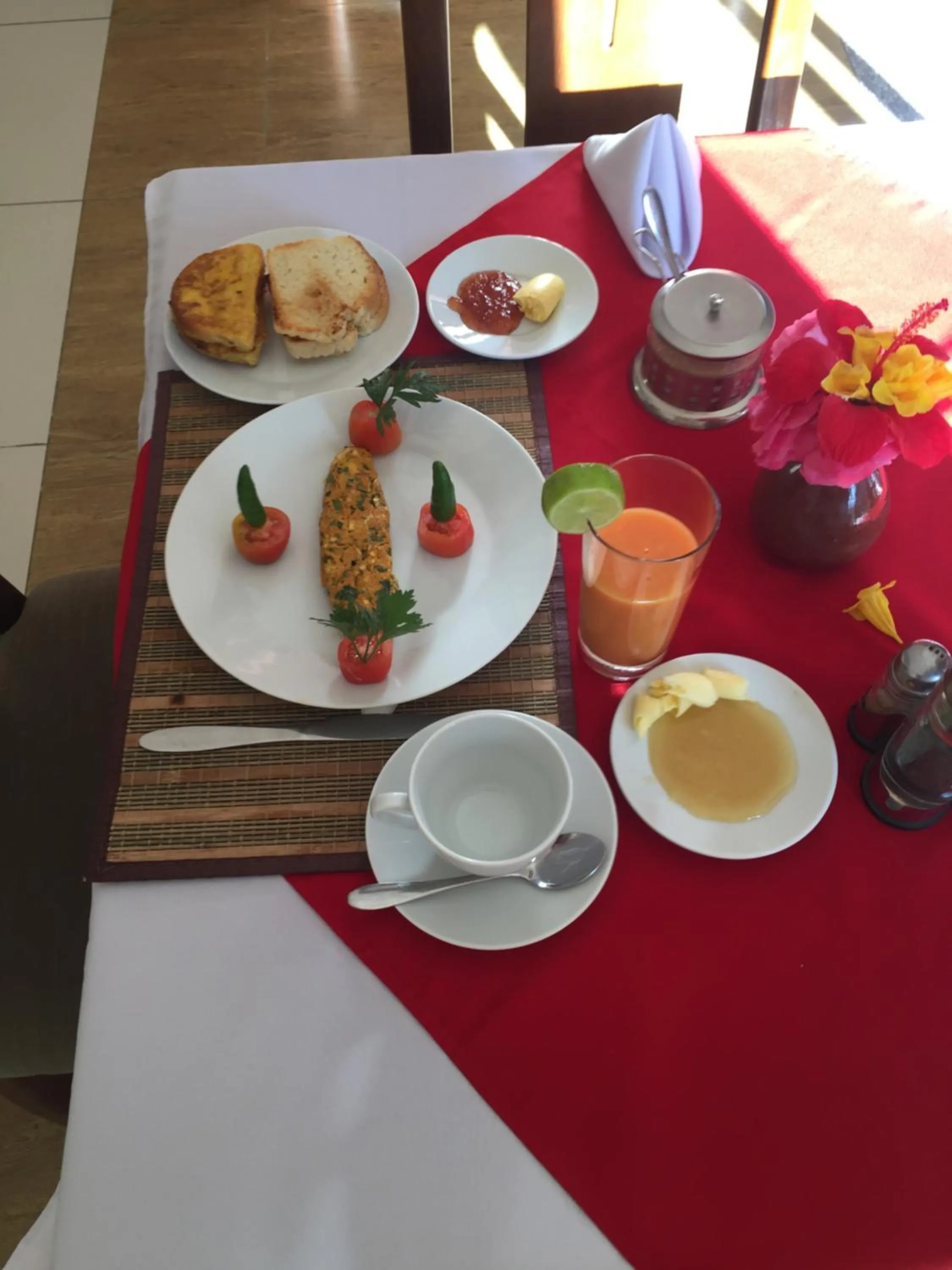 Breakfast in Harbe Hotel