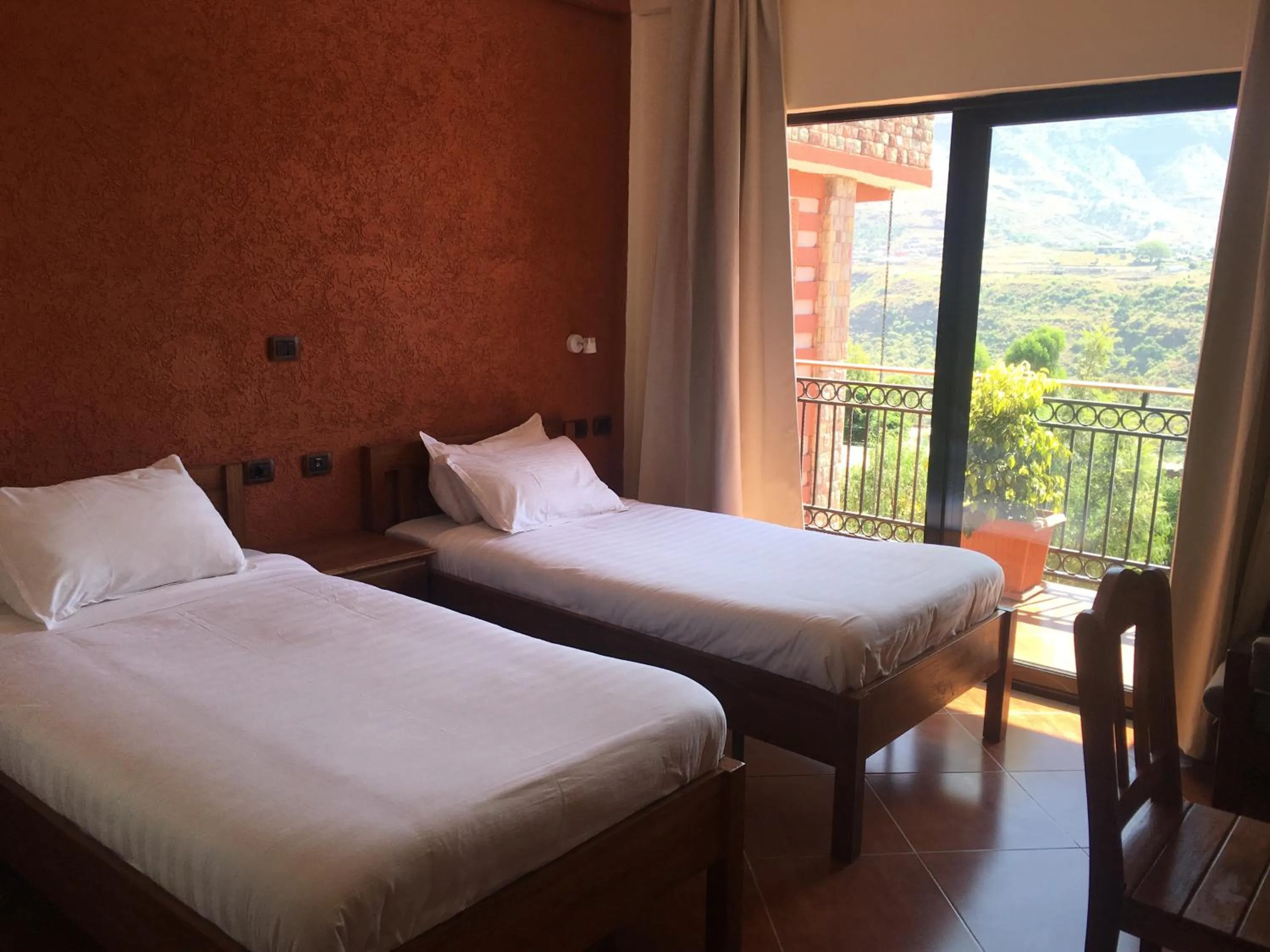 Balcony/Terrace, Bed in Harbe Hotel