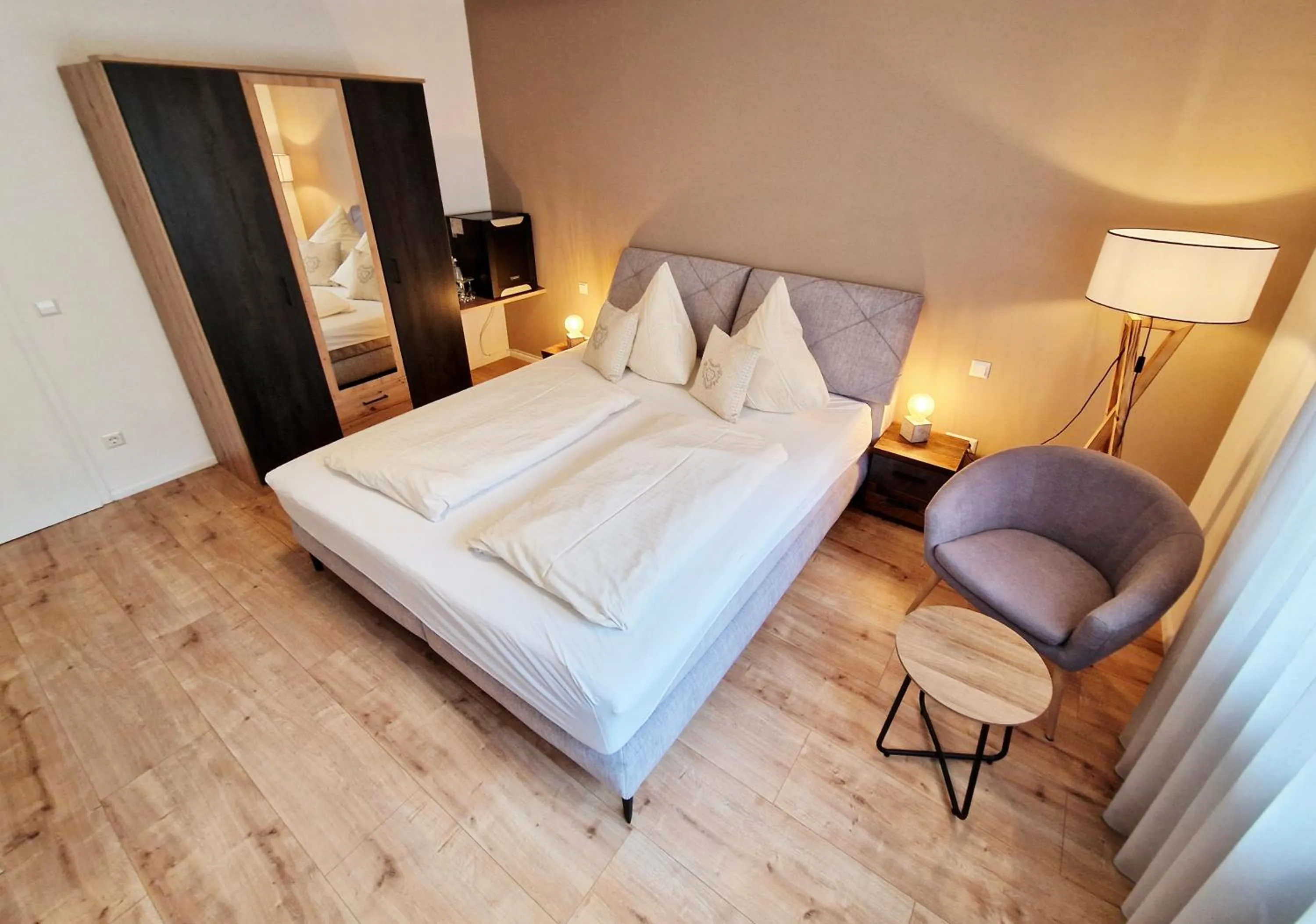 Bed in Landgasthof Rebstock